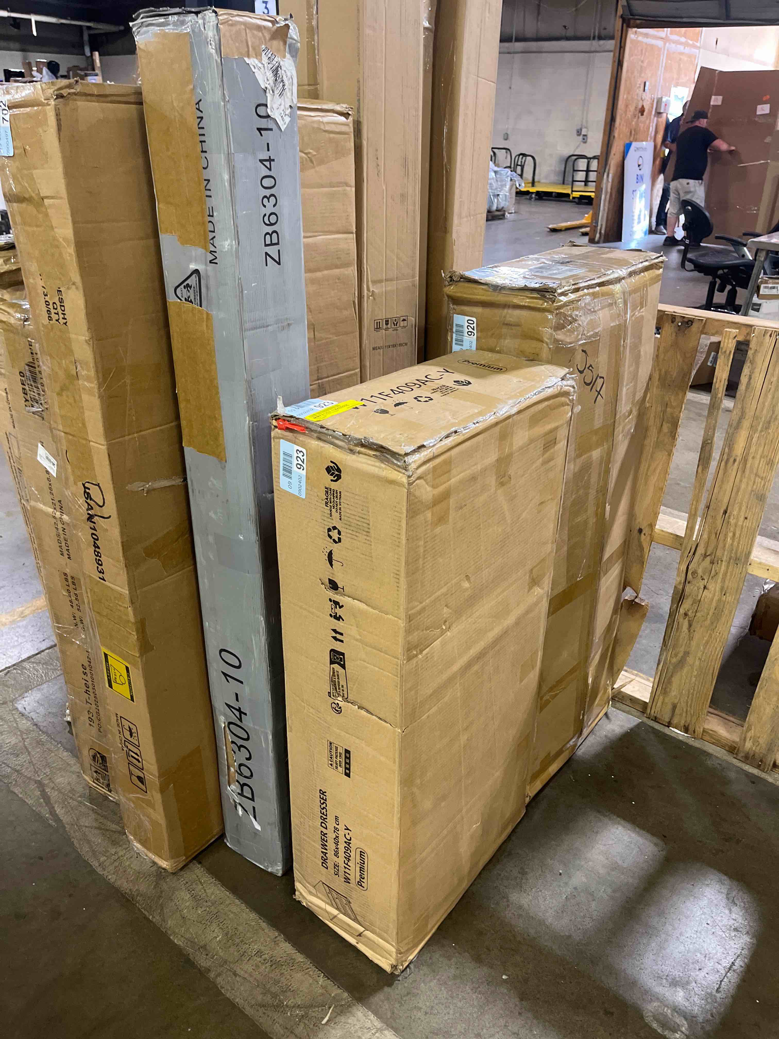 https://s3.amazonaws.com/lotting-images-prod/phillipi/GRA2168139_1757362716599.jpeg
