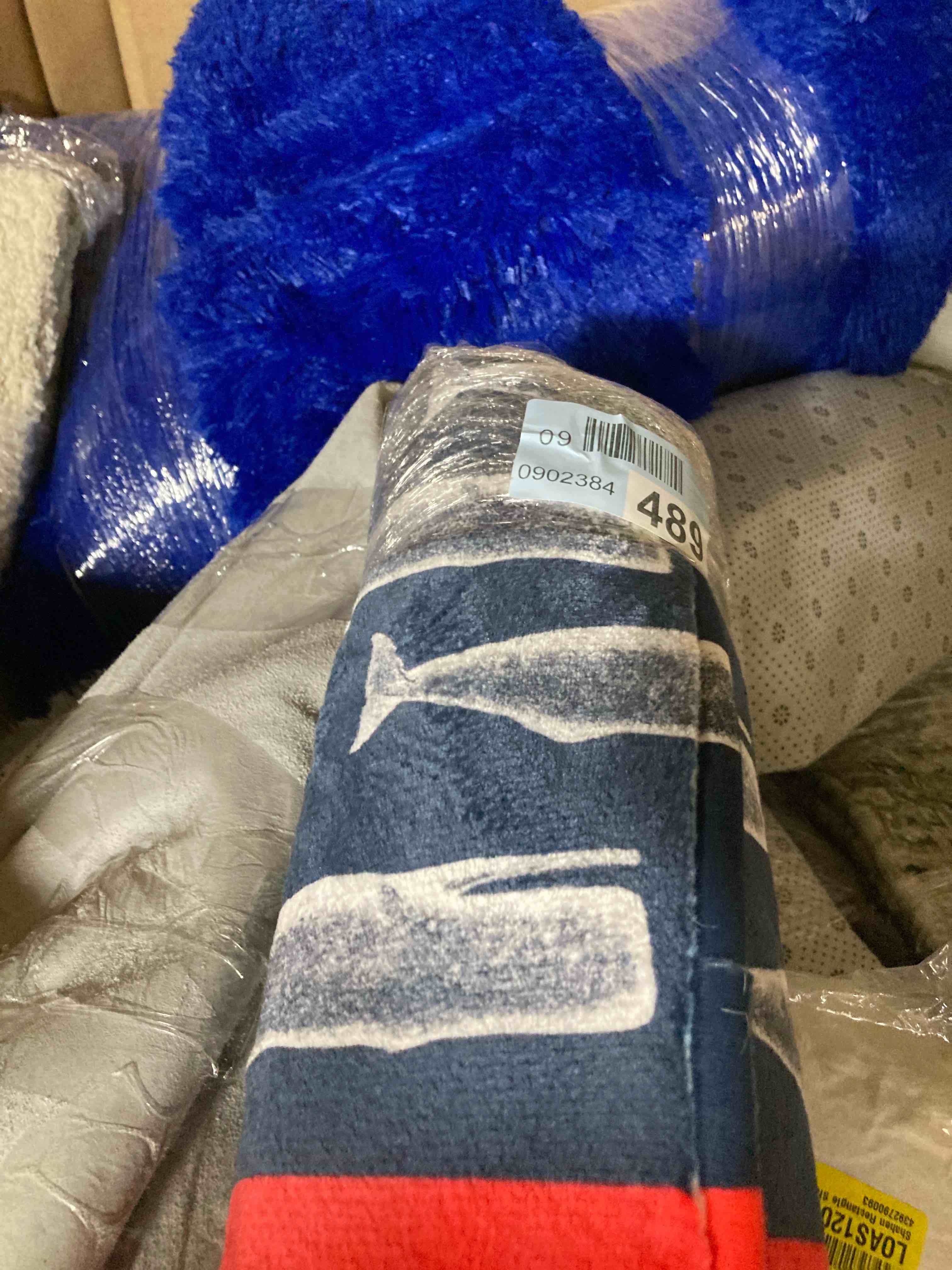 https://s3.amazonaws.com/lotting-images-prod/phillipi/GRA2168170_1757427302887.jpeg