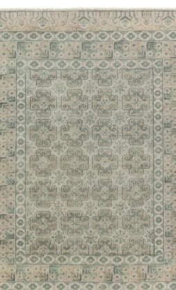 Awesome Rug Auction!!!! Row-Rug Rack