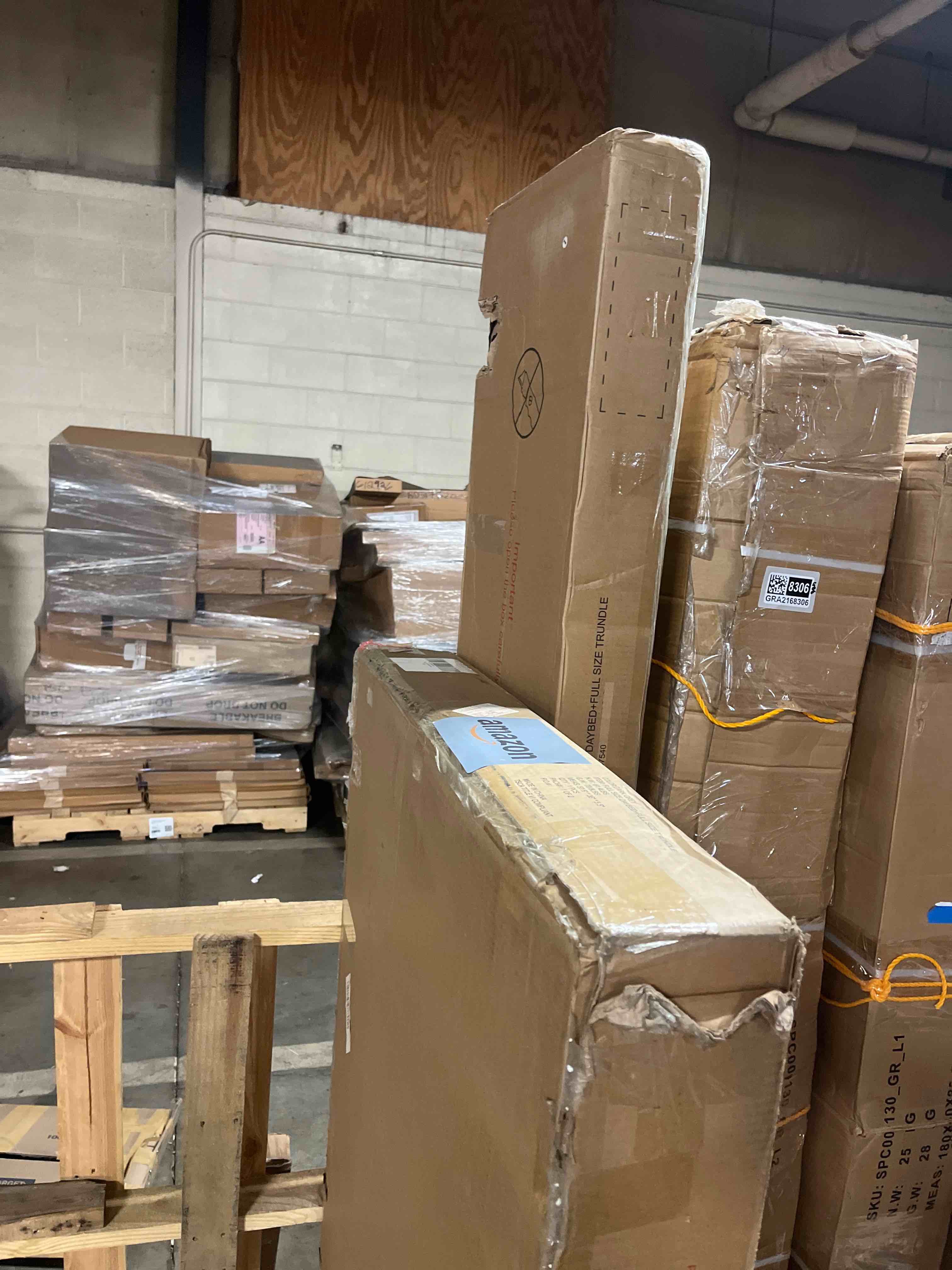 https://s3.amazonaws.com/lotting-images-prod/phillipi/GRA2168304_1760715510522.jpeg