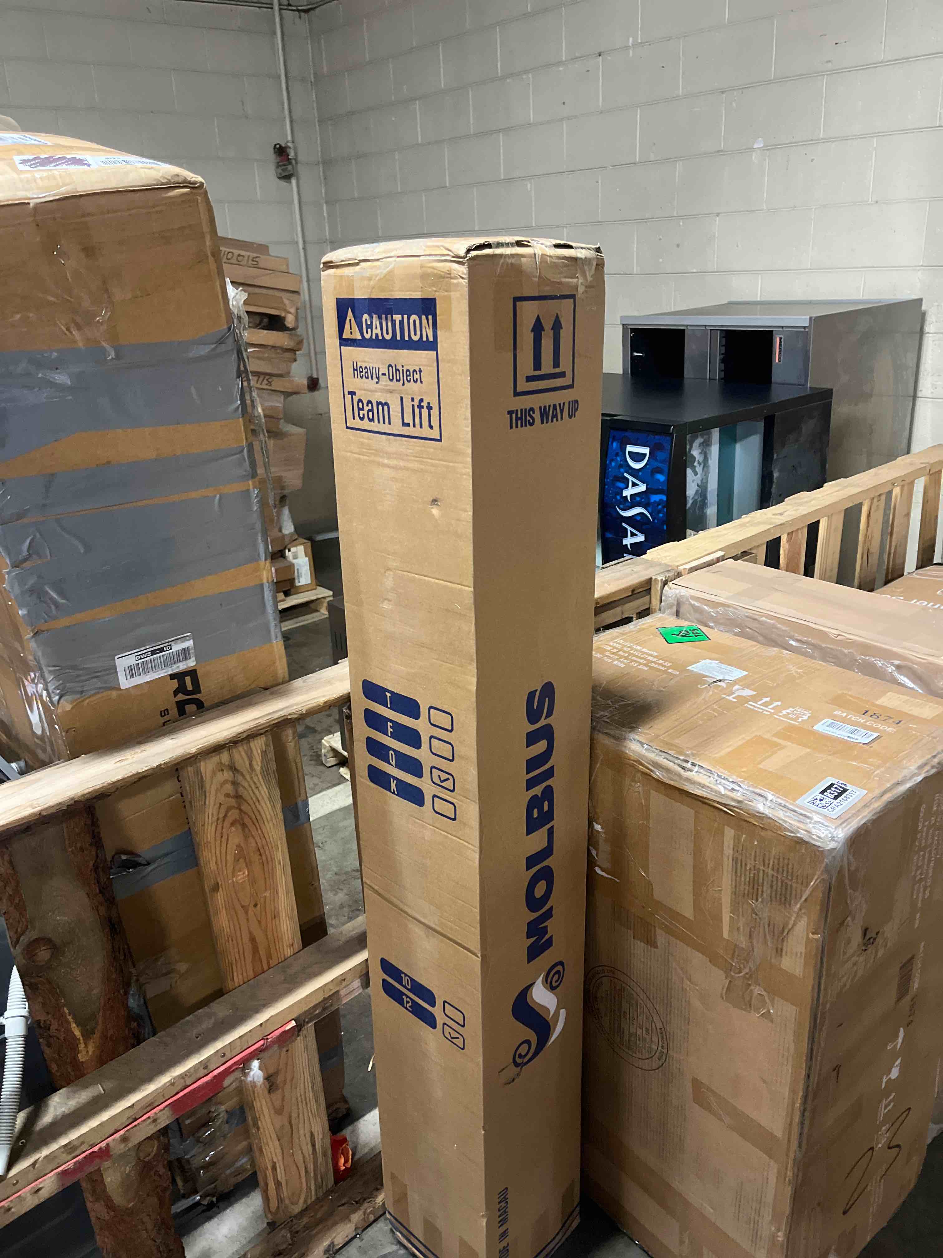 https://s3.amazonaws.com/lotting-images-prod/phillipi/GRA2168316_1760710088856.jpeg