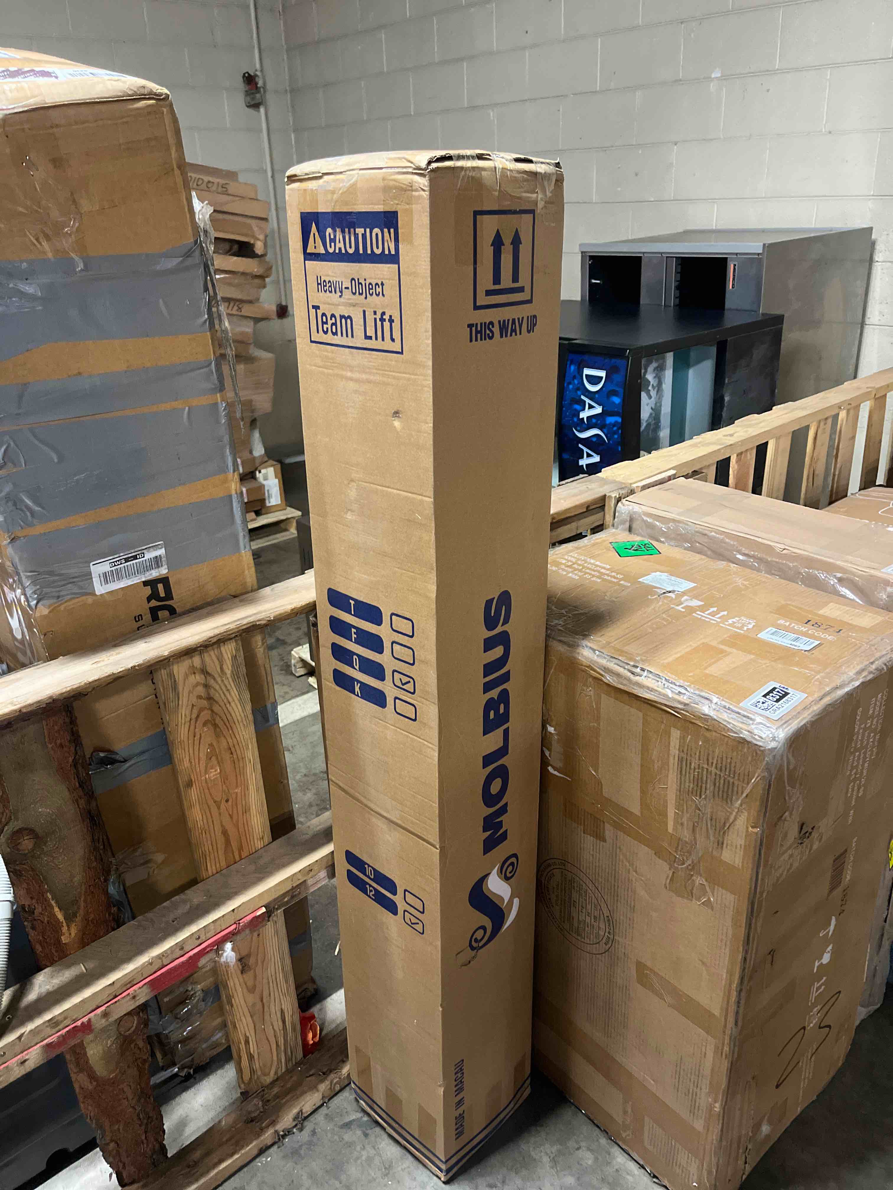 https://s3.amazonaws.com/lotting-images-prod/phillipi/GRA2168316_1760710089967.jpeg