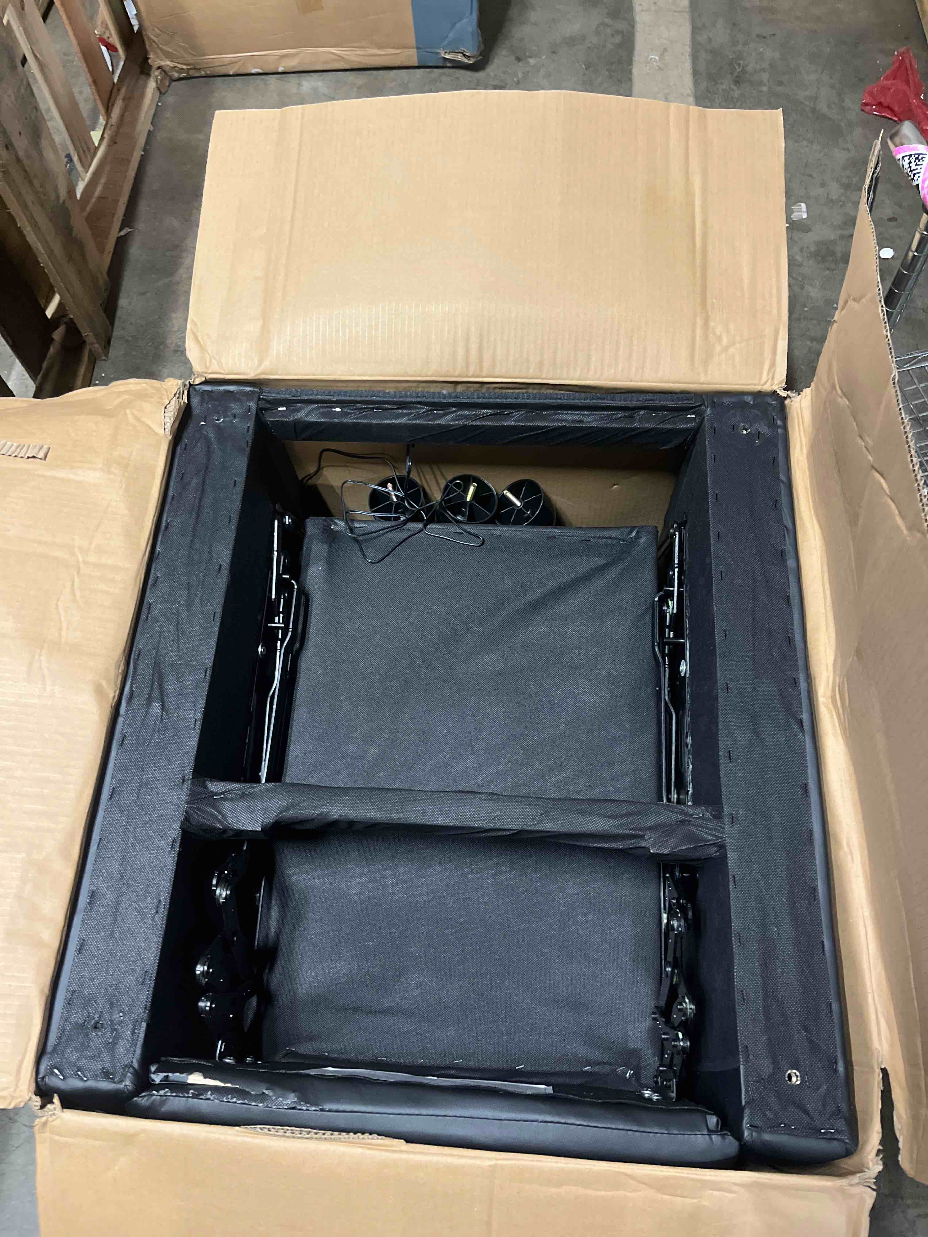 https://s3.amazonaws.com/lotting-images-prod/phillipi/GRA2168319_1760709392655.jpeg