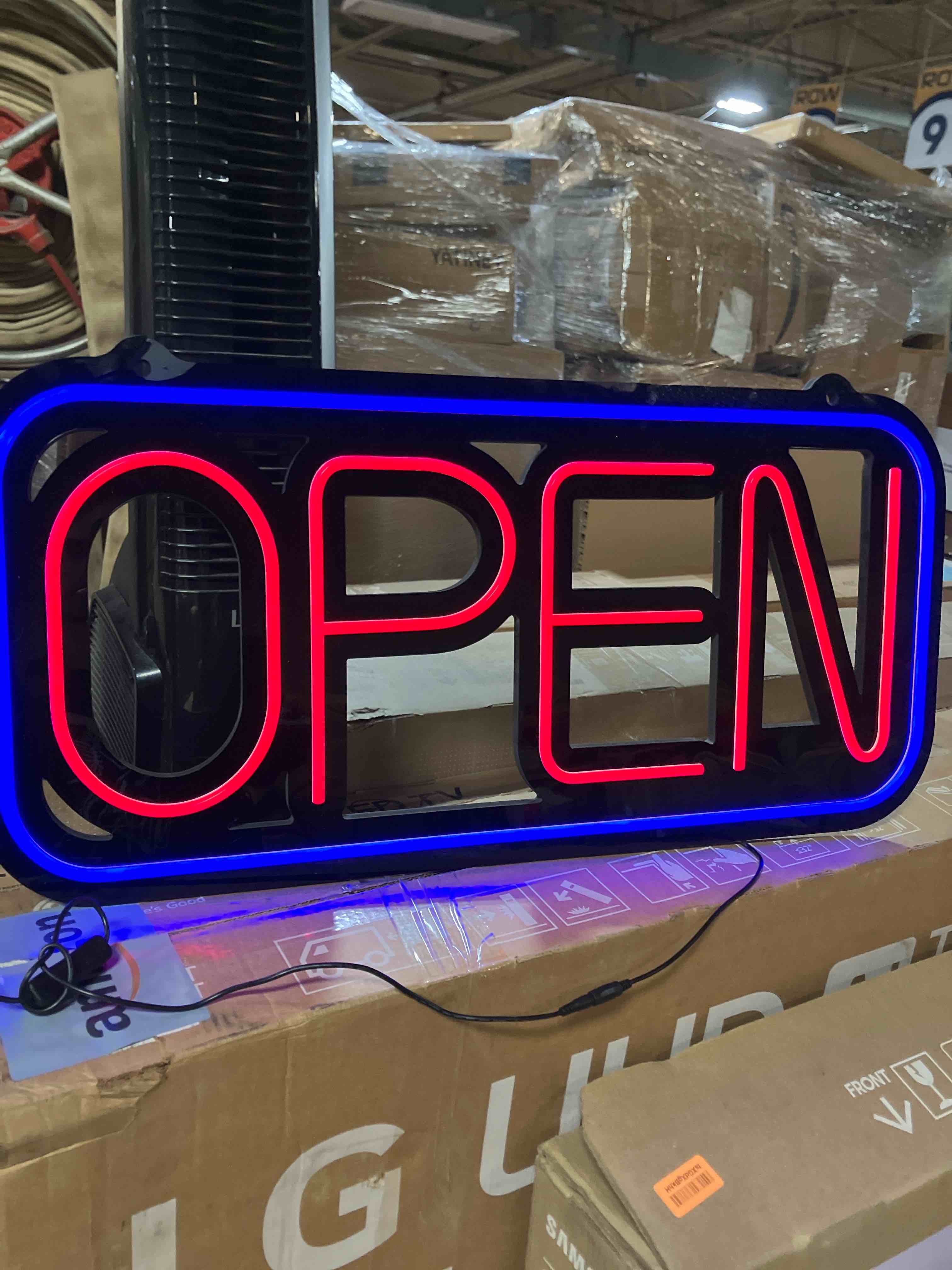 https://s3.amazonaws.com/lotting-images-prod/phillipi/GRA2168328_1760708796225.jpeg