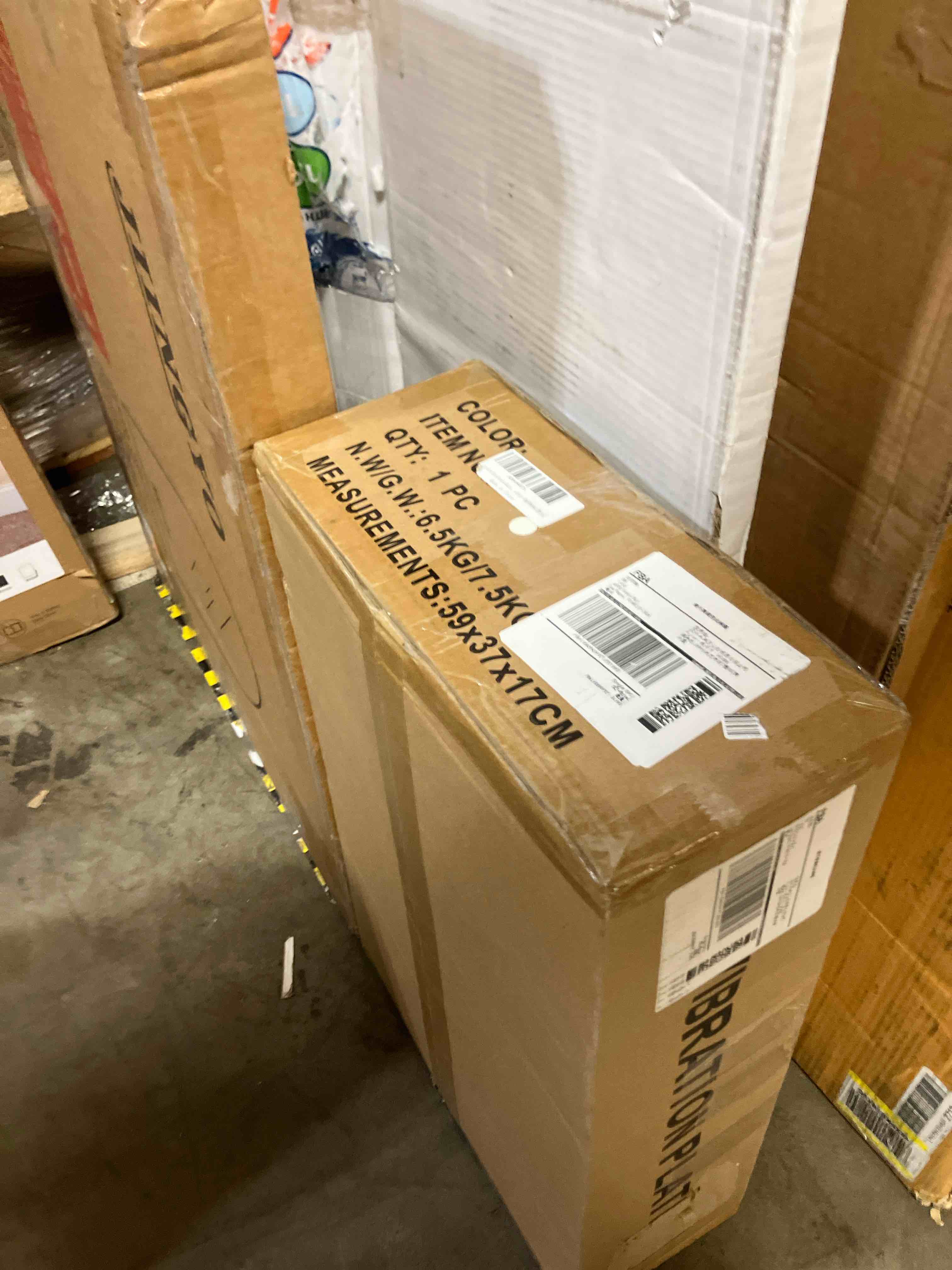 https://s3.amazonaws.com/lotting-images-prod/phillipi/GRA2168331_1760709654904.jpeg