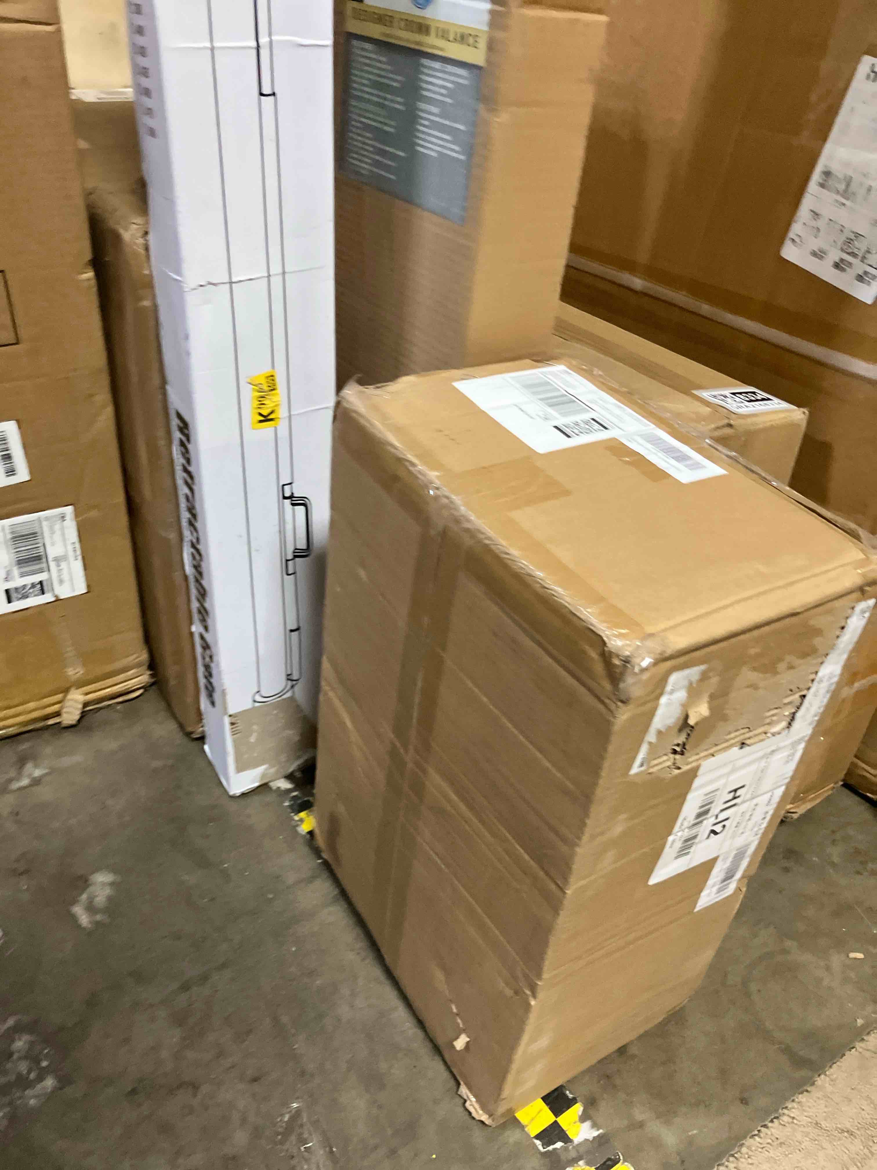 https://s3.amazonaws.com/lotting-images-prod/phillipi/GRA2168343_1760713672375.jpeg