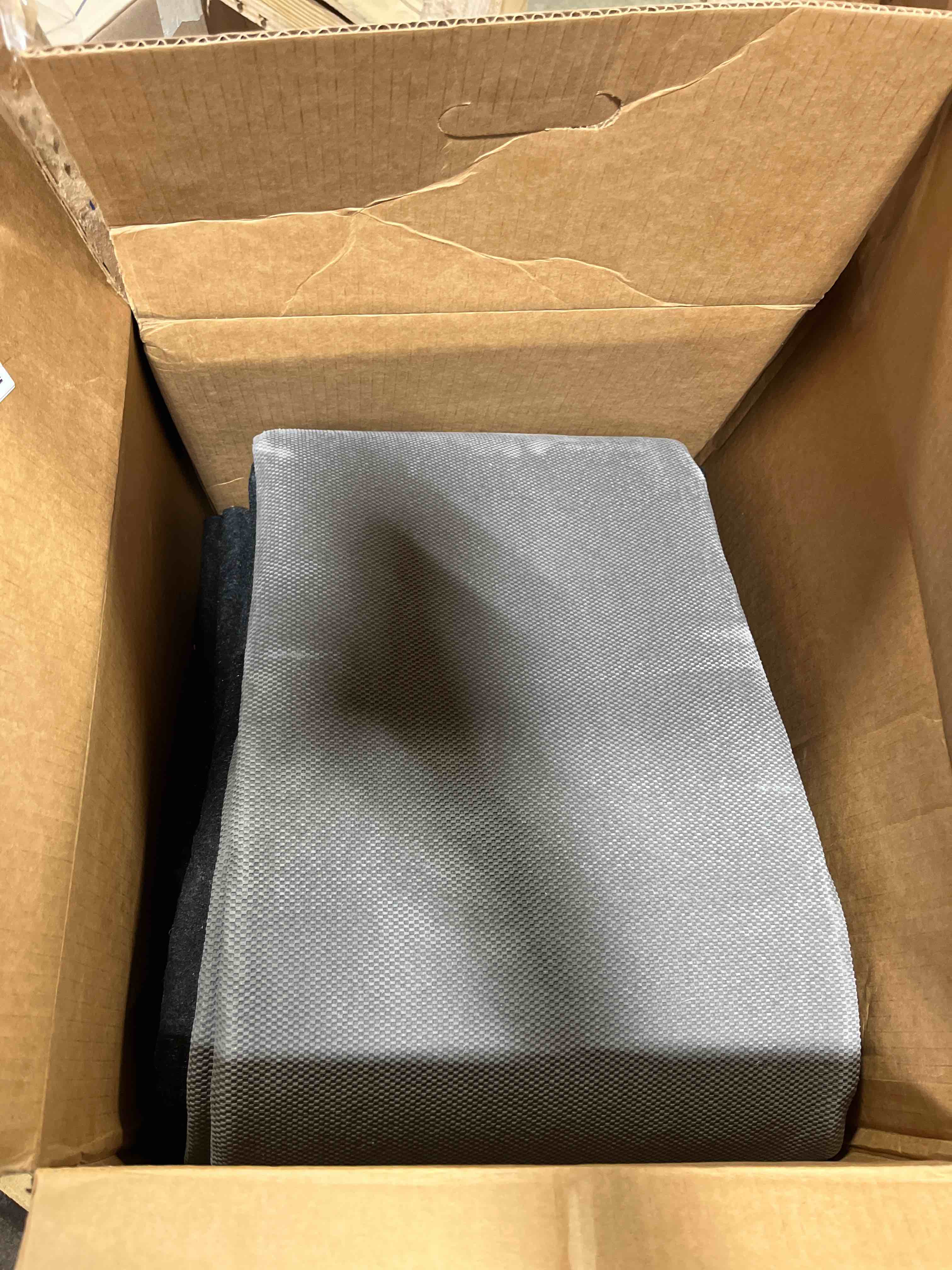 https://s3.amazonaws.com/lotting-images-prod/phillipi/GRA2168457_1761075205432.jpeg