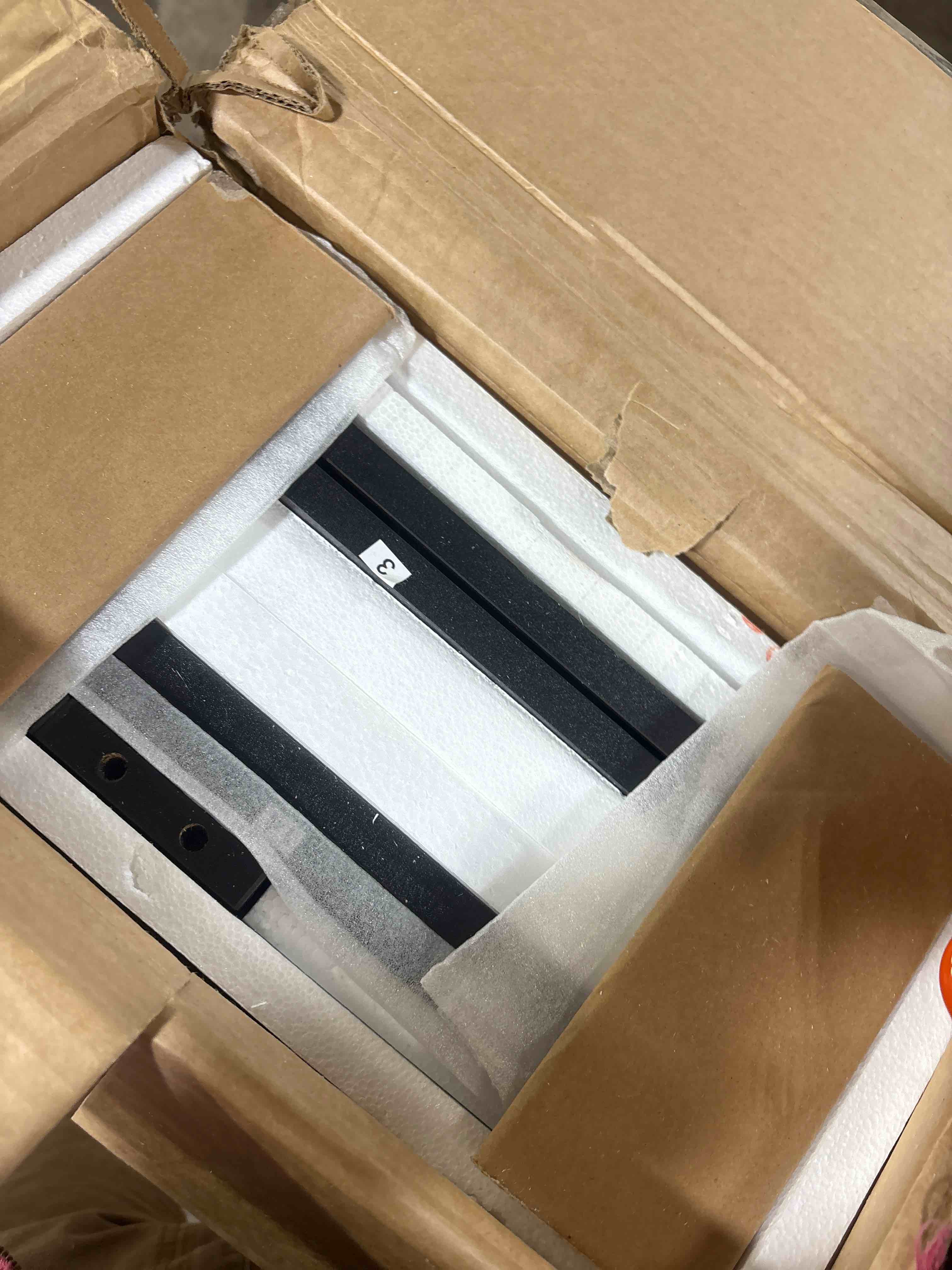 https://s3.amazonaws.com/lotting-images-prod/phillipi/GRA2168494_1761163640744.jpeg