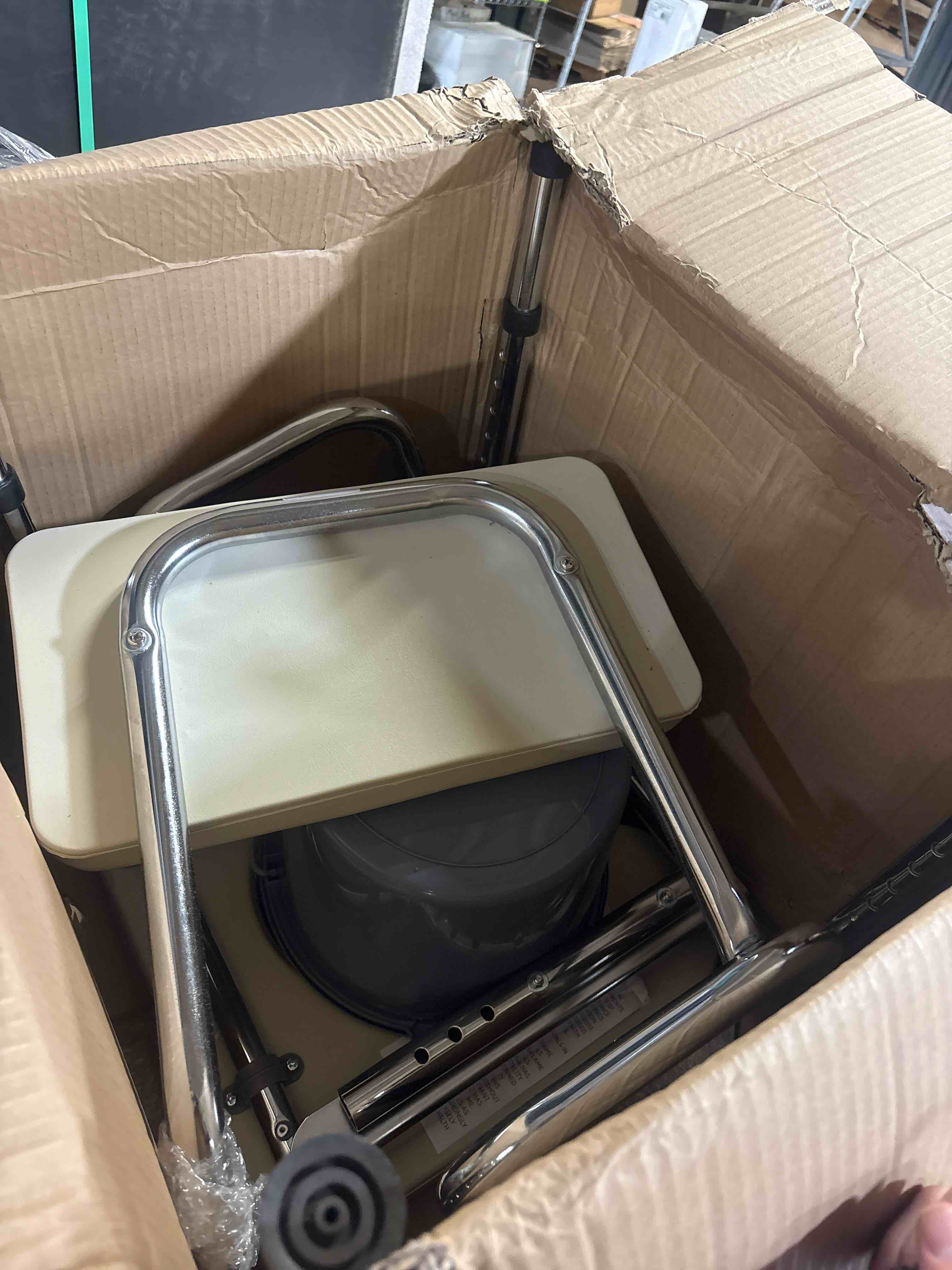 https://s3.amazonaws.com/lotting-images-prod/phillipi/GRA2168495_1761163865912.jpeg