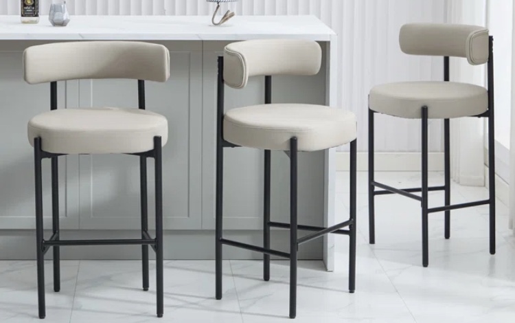 Bid on the Best! (Special One Day Pick Up due to Thanksgiving) (Row 24)