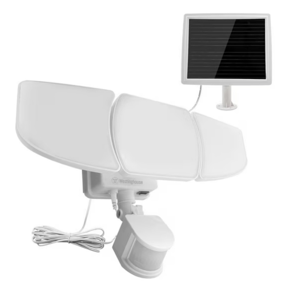westinghouse 2000 lumen solar triple head led security light