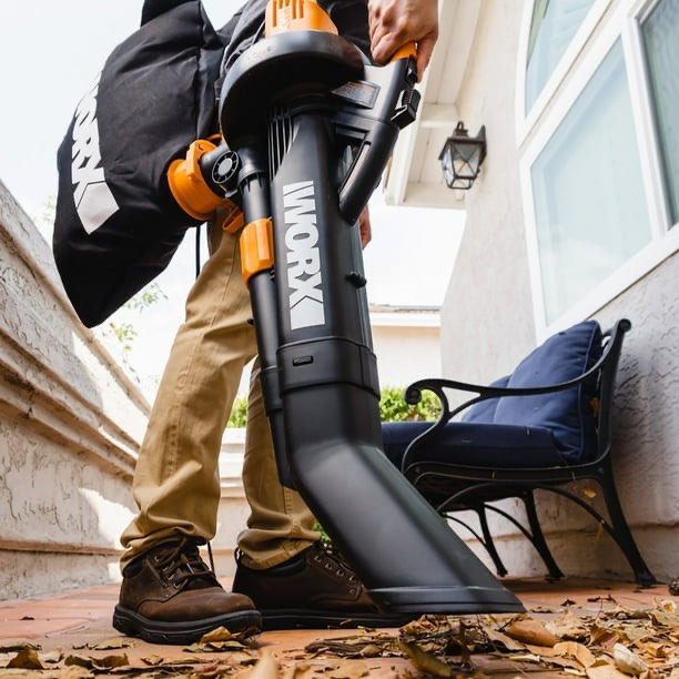 Worx TRIVAC 12 Amp 3-in-1 Blower/Mulcher/Vacuum With LEAFPRO Collection System