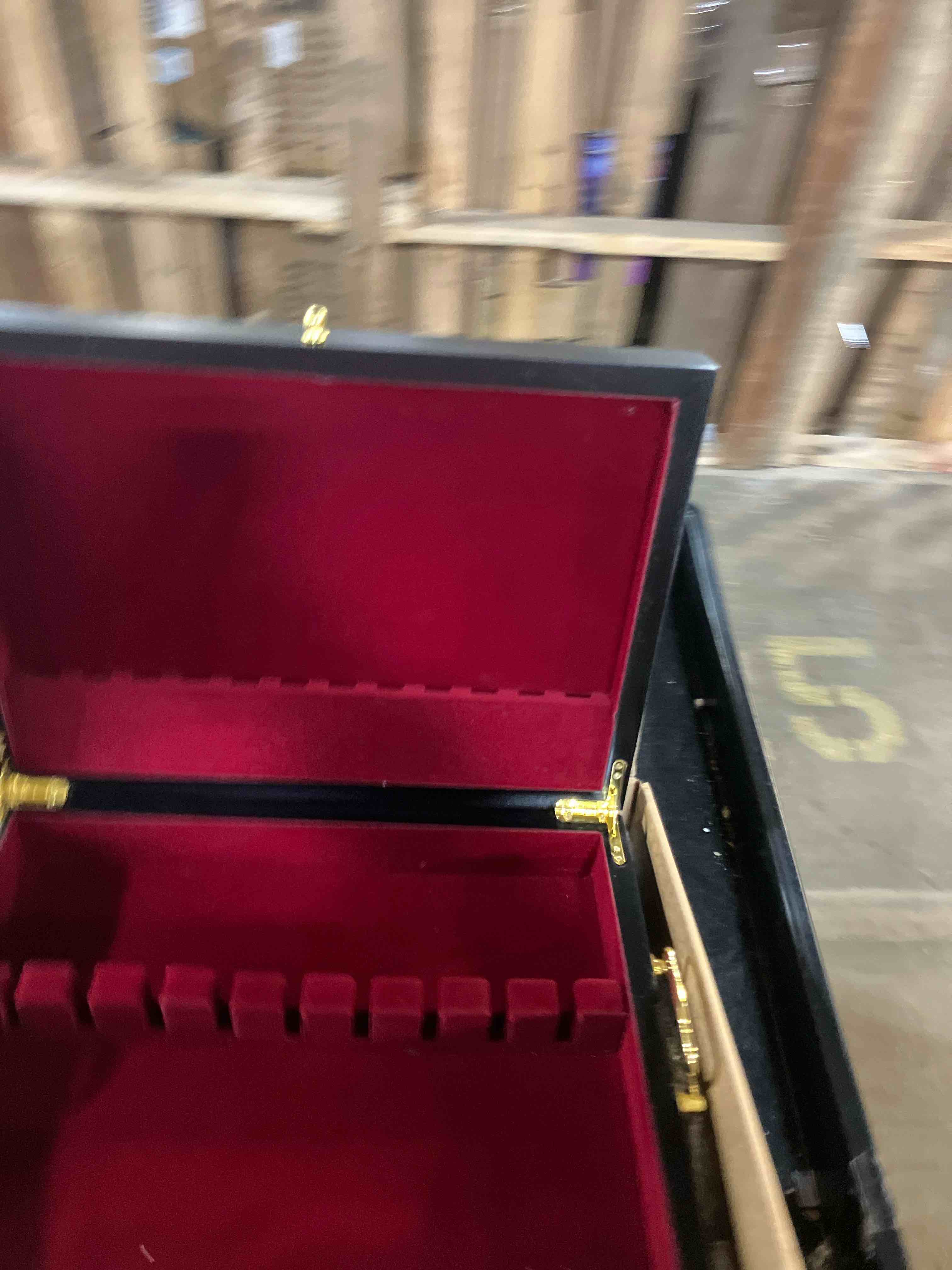 Condition photo showing New/Like New for Silverware Storage Box Solid Wood with Lid, Silverware Organizer with Handle and Felt Lined, Silverware Storage Chest for Flatware and Utensils Home Decor Gift, Chest for Flatware Setting Up 15