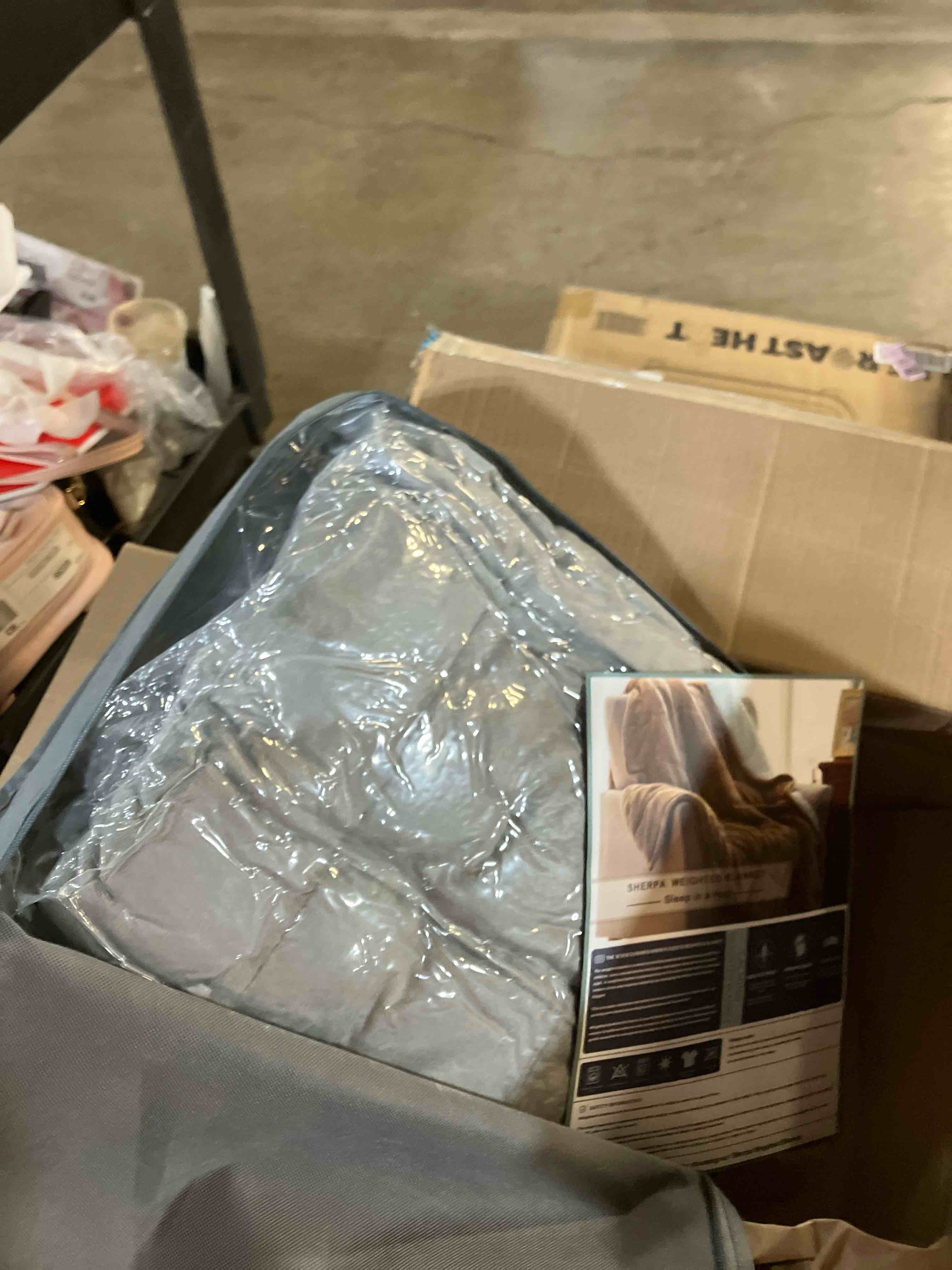 Condition photo showing New/Like New for Weighted Blanket 15lbs 60"x80", Weighted Blankets for Adults, Cooling Weighted Blanket for Sleeping, Machine Washable Soft & Breathable All-Season Comfort & Premium Glass Beads(60" x 80" 15 lbs)