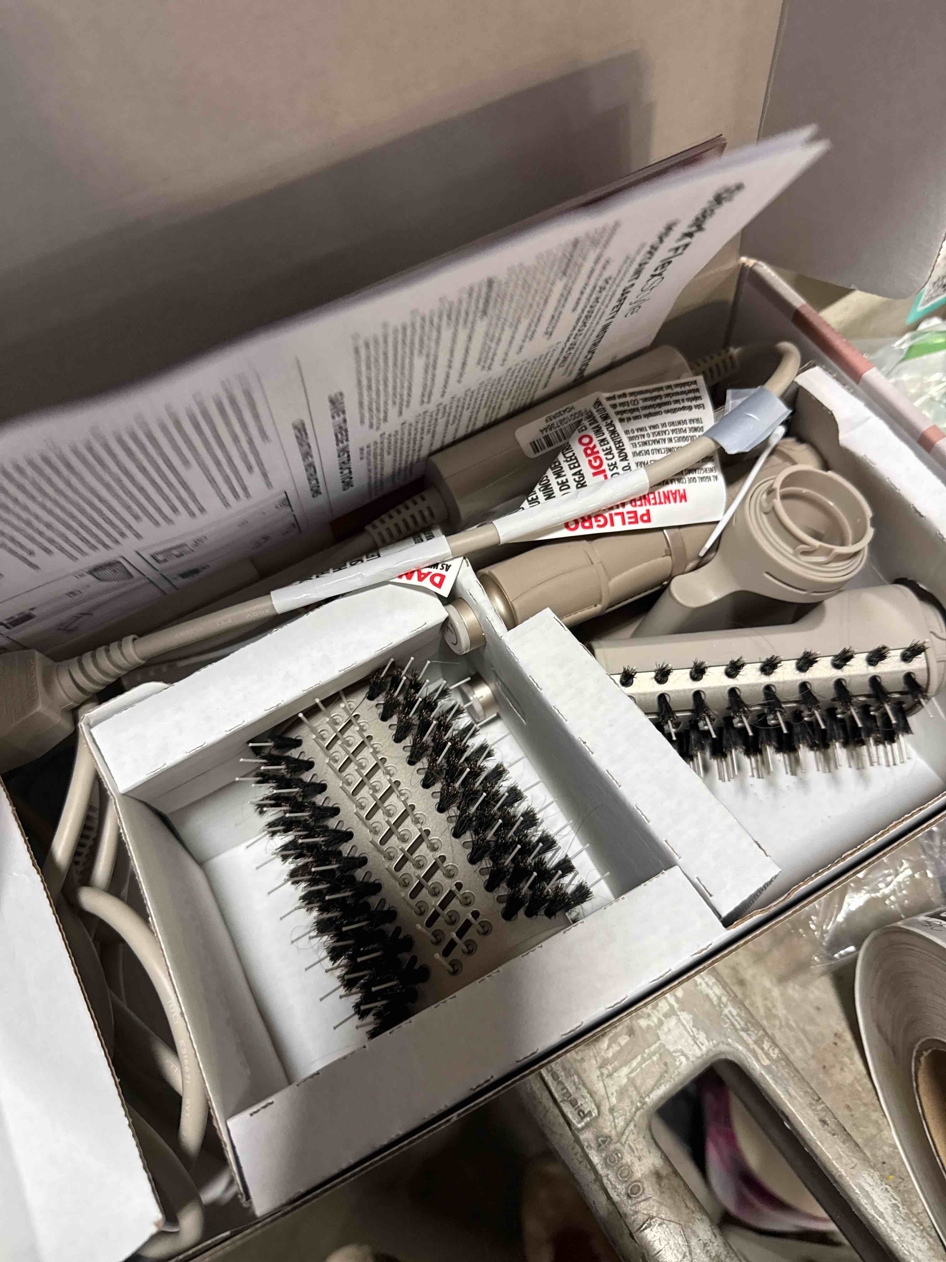 Condition photo showing Good Condition for Restored Shark FlexStyle Air Styling & Drying System - Straight & Wavy (Refurbished) ( Used)