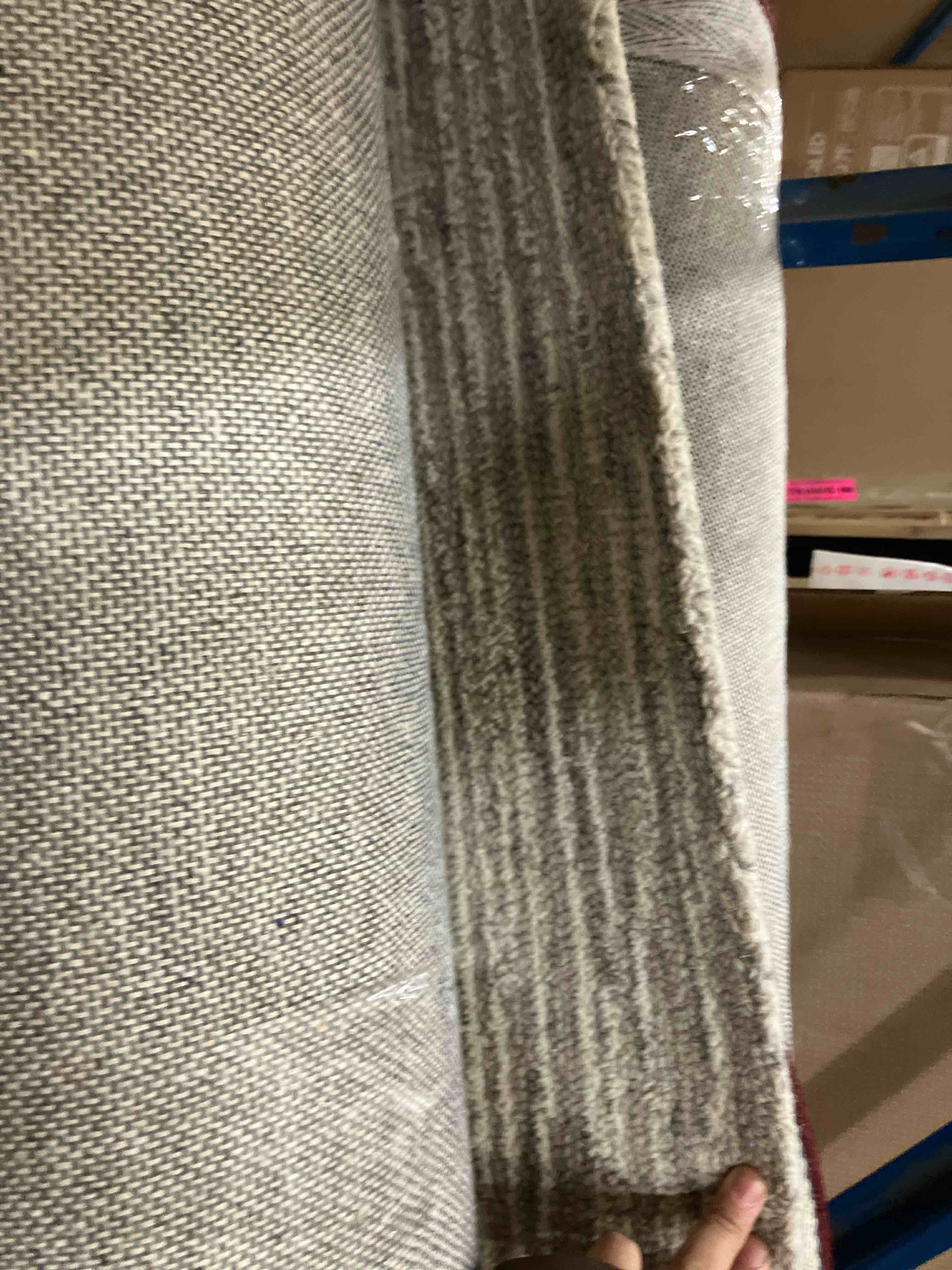 Condition photo showing Good Condition for SAFAVIEH Metro MET995F Handmade Grey / Ivory Rug