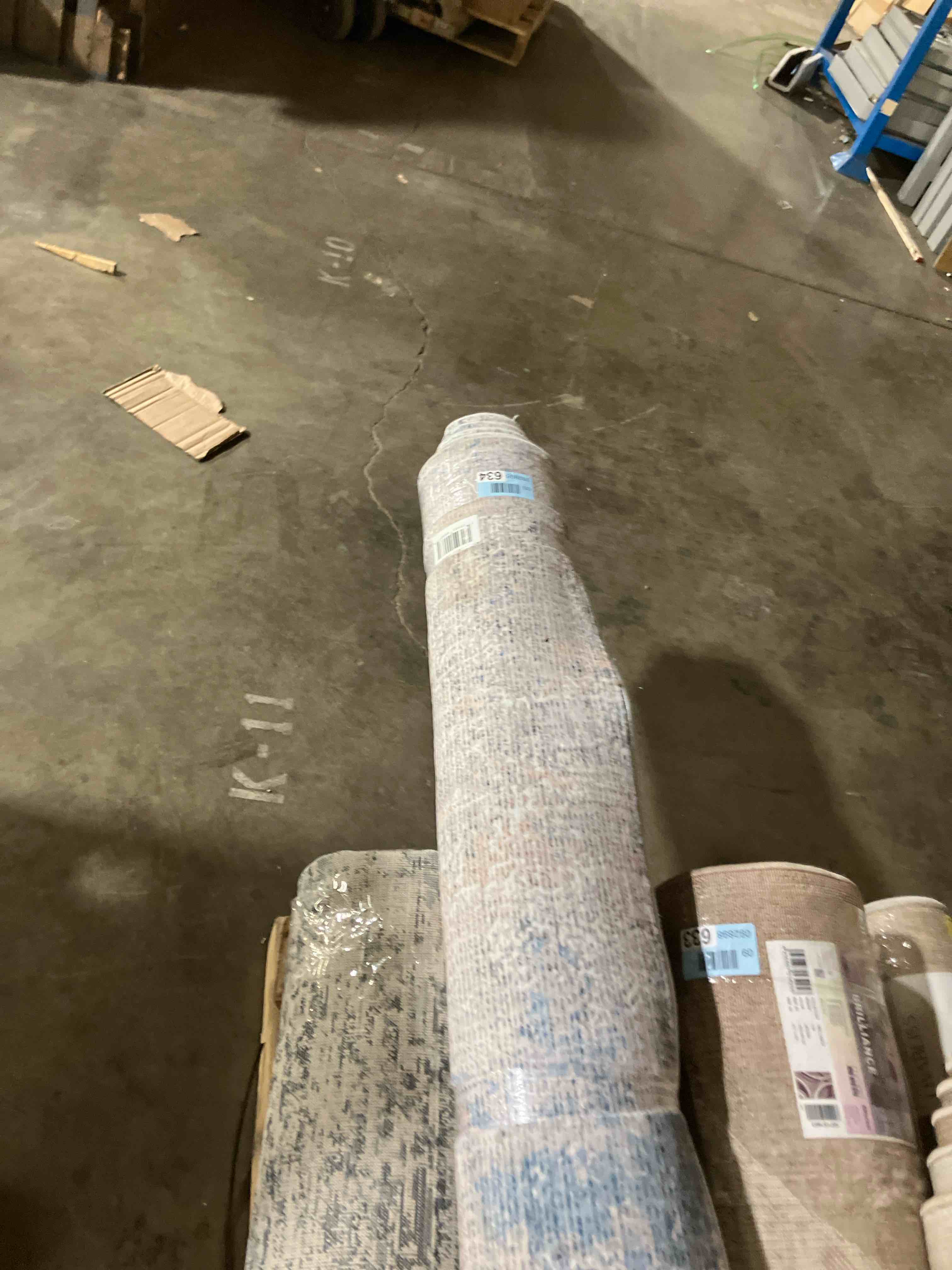 Condition photo showing Good Condition for Asher Modern Abstract Machine Washable Area Rug With Non-Slip Backing 8’ x 10’ 