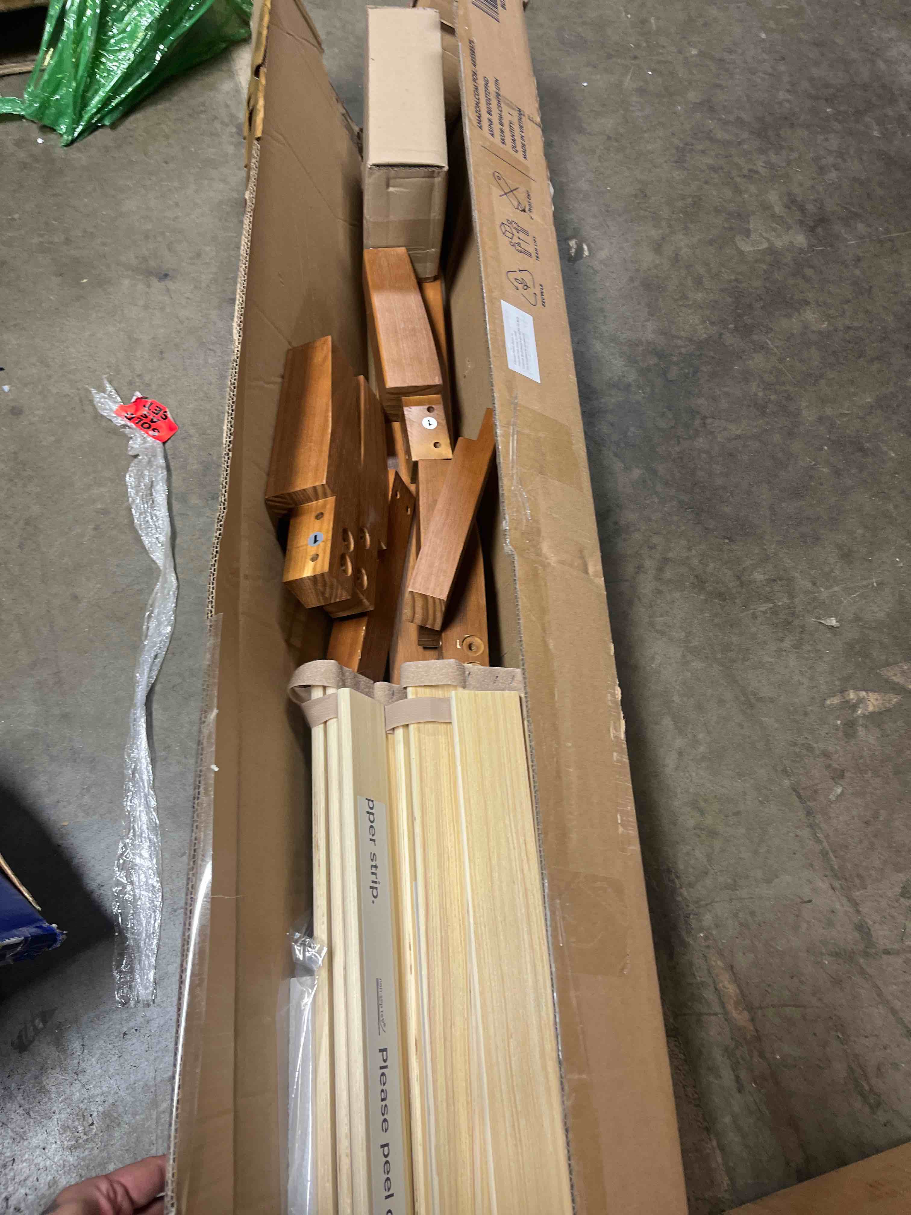 Condition photo showing Good Condition for Mellow Naturalista Classic 12-Inch Solid Wood Platform Bed | Wooden Slats, No Box Spring Needed, Easy Assembly | Twin, Natural Pine