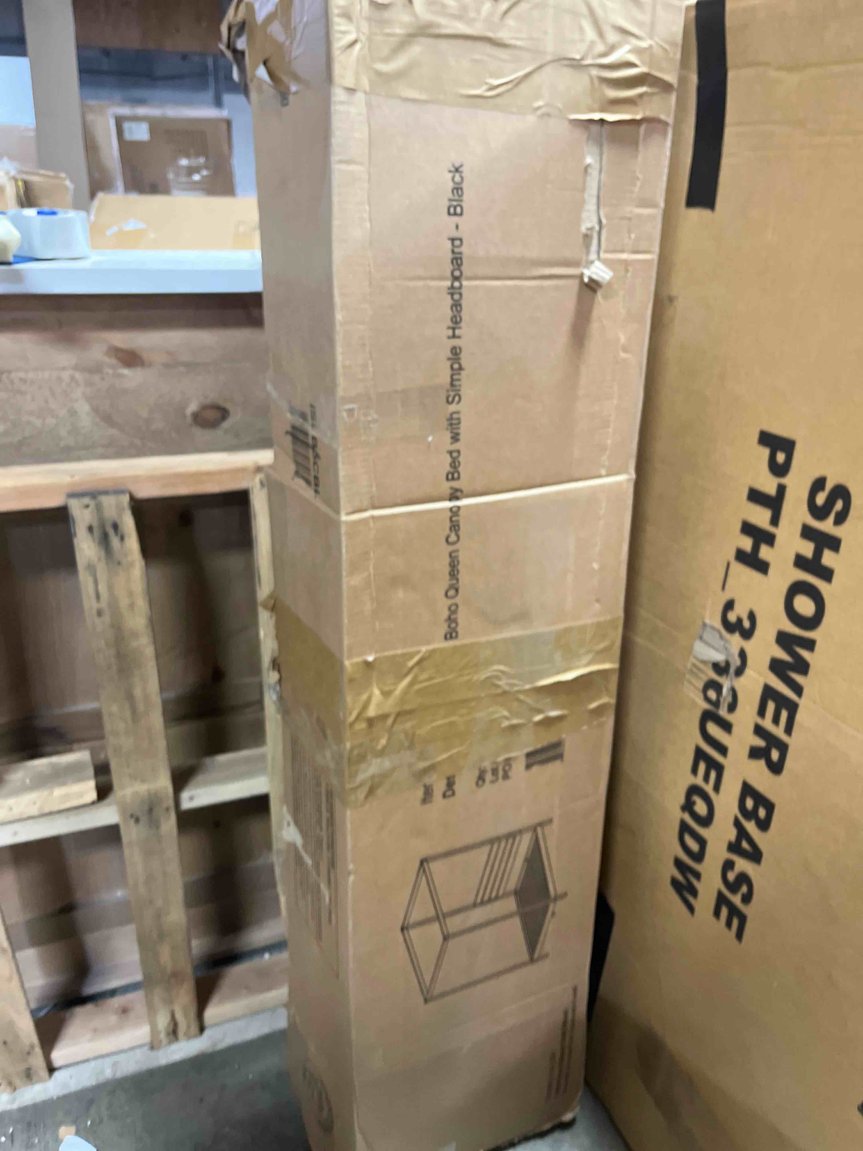 Condition photo showing Good Condition for Walker Edison Isla Slatted Headboard Canopy Bedframe, Queen, Black