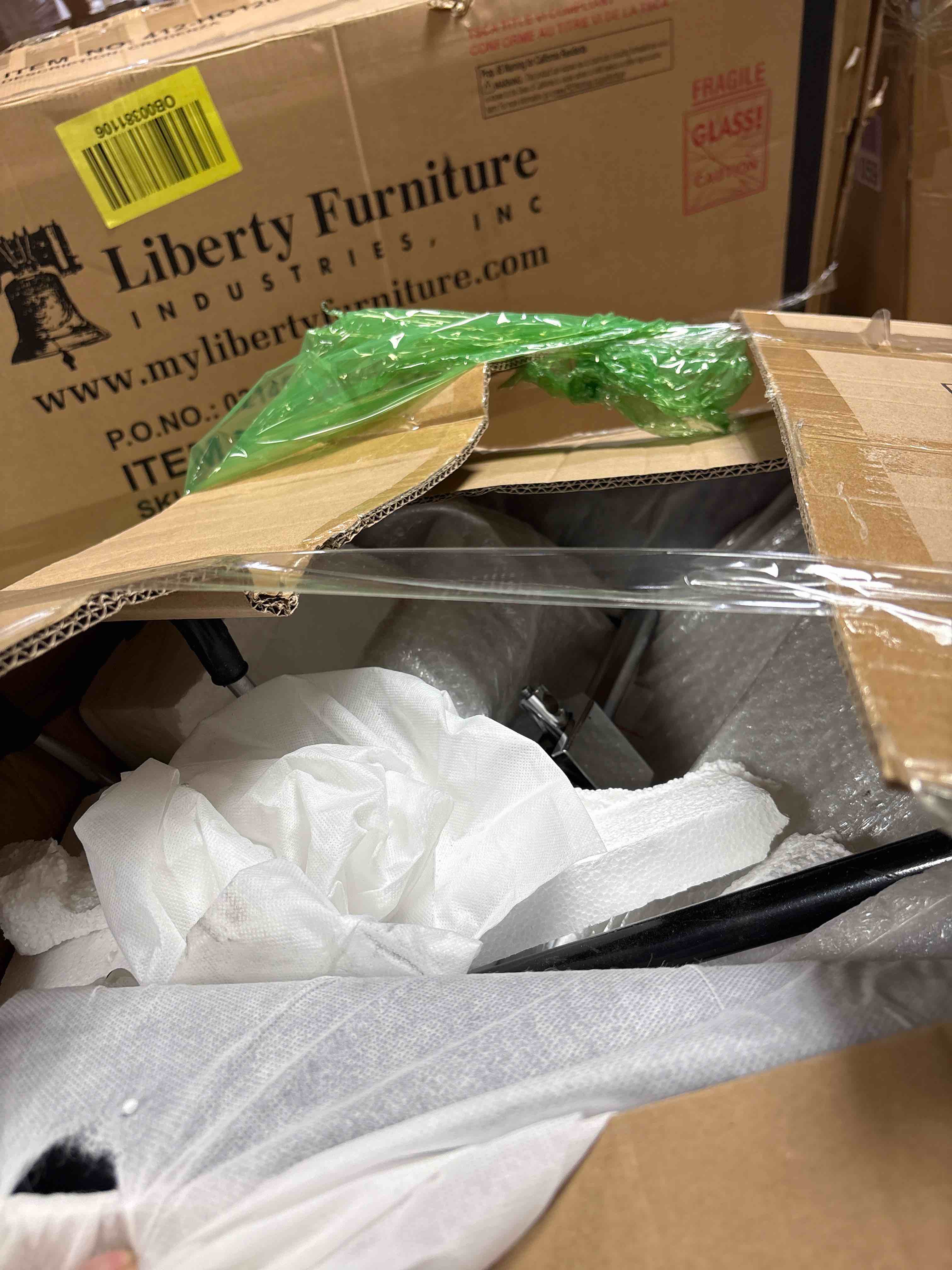 Condition photo showing Good Condition for Hairdresser Barber Salon Chair,Capacity 330 Lbs - with Heavy Duty Hydraulic Pump, 360° Swivel Adjustable Spa Beauty Equipment, Hair Stylist Women Man for Barbershop,Home Hairdresser Barber (Black)