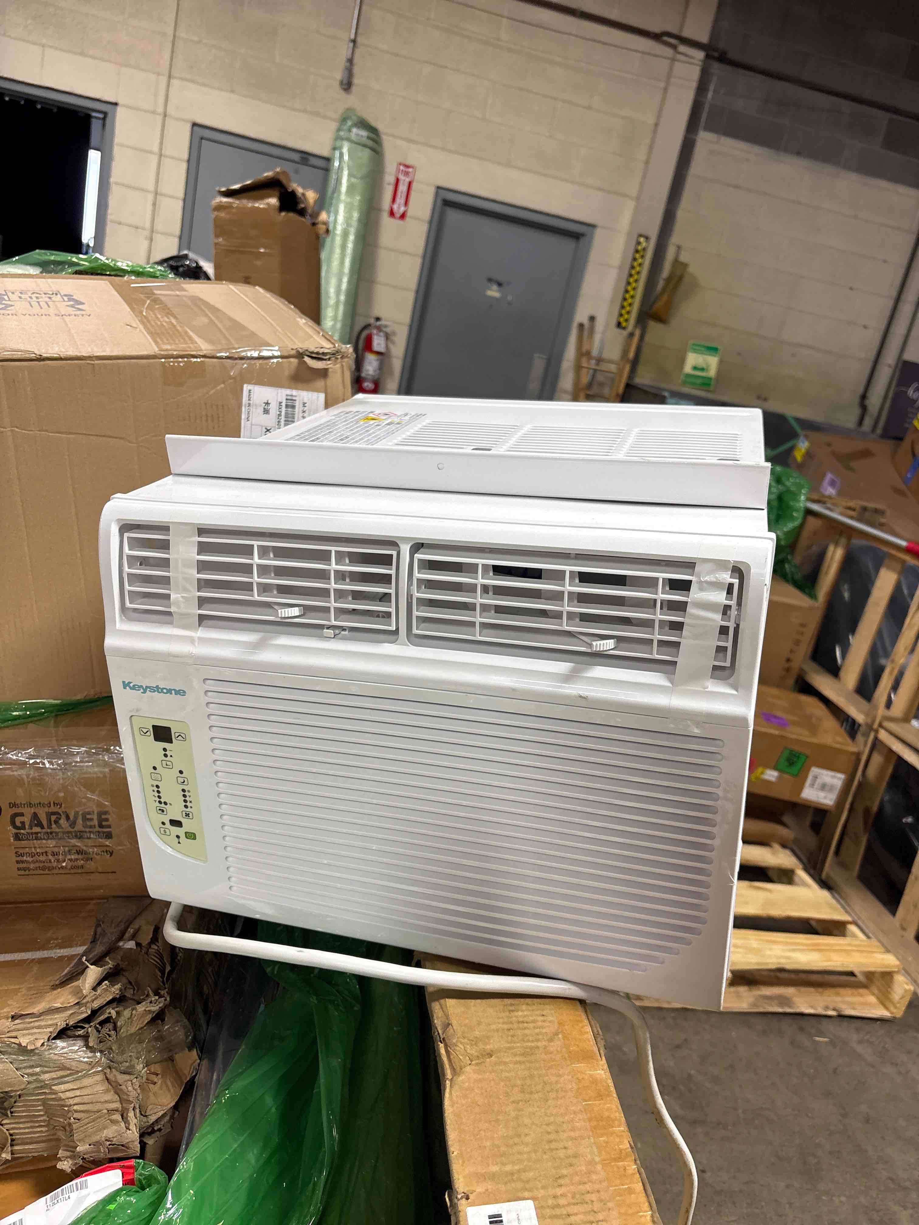 Condition photo showing As Is for Keystone 5,000 BTU Window Air Conditioner and Dehumidifier, Window AC Units for Apartment, Living Room, Bathroom, and Small Rooms up to 150 Sq. Ft., Quiet Window Air Conditioner