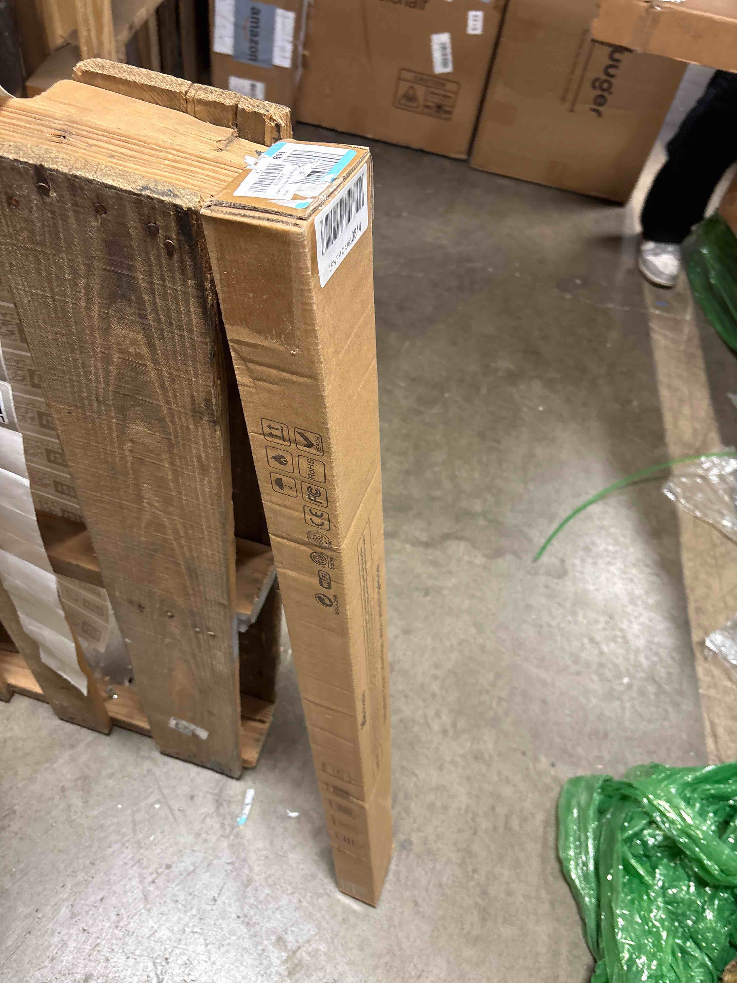 Condition photo showing New/Like New for Allesin Motorized Zebra Blinds for Window with Remote, Compatible with Alexa, Smart Dual Layer Shades, Smart Zebra Roller Shades Light Filtering Dry Battery Motor, for Home Office(White-35 x72)