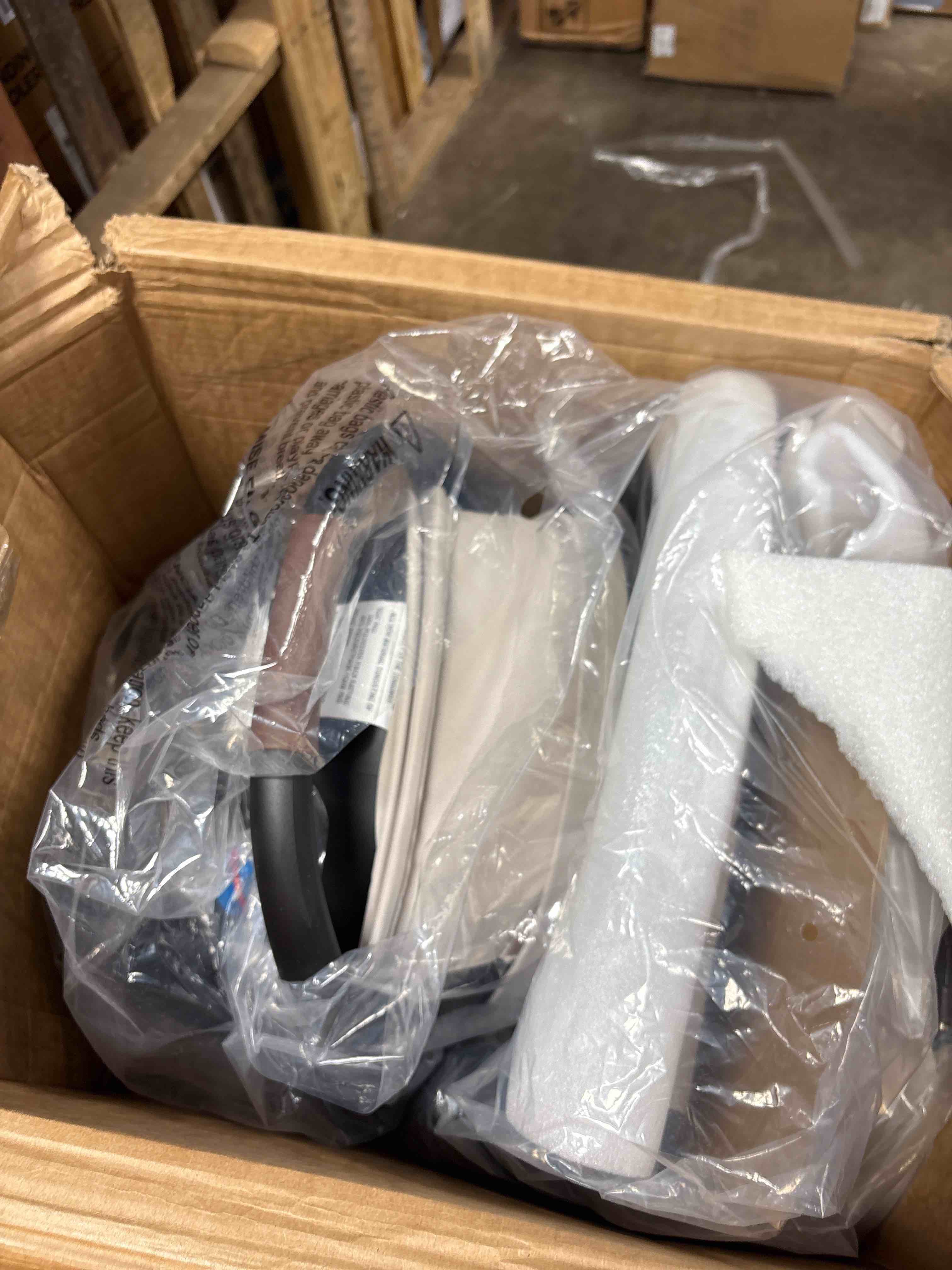 Condition photo showing Good Condition for Maxi-Cosi Tayla™ Max Travel System, Baby Stroller and Car Seat Combo, Car Seat Stroller Combo, Desert Wonder