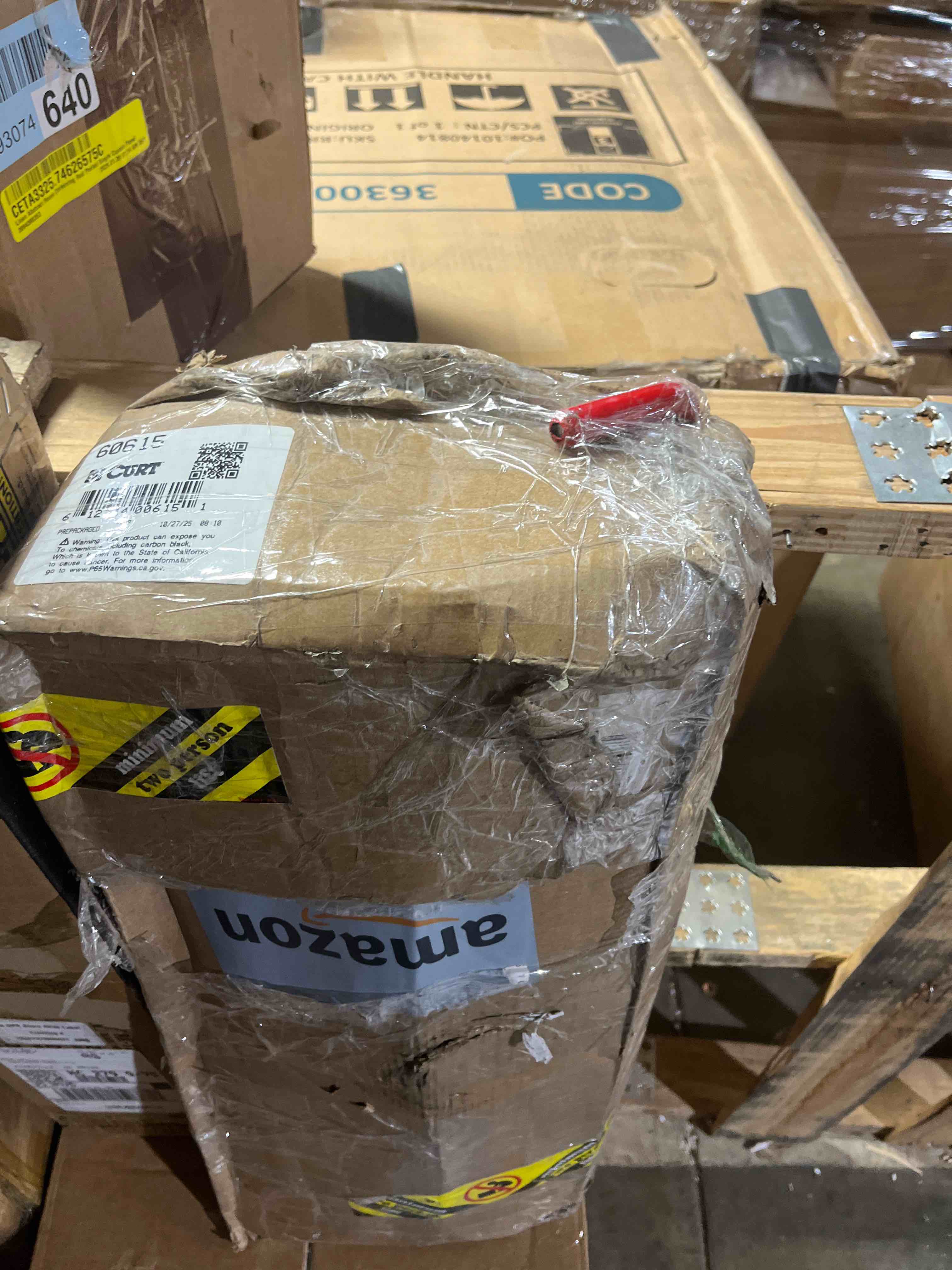 Condition photo showing Good Condition for CURT 60615 Double Lock Gooseneck Hitch with 2-5/16-Inch Flip-and-Store Ball, 30,000 lbs, Carbide Black Powder Coat