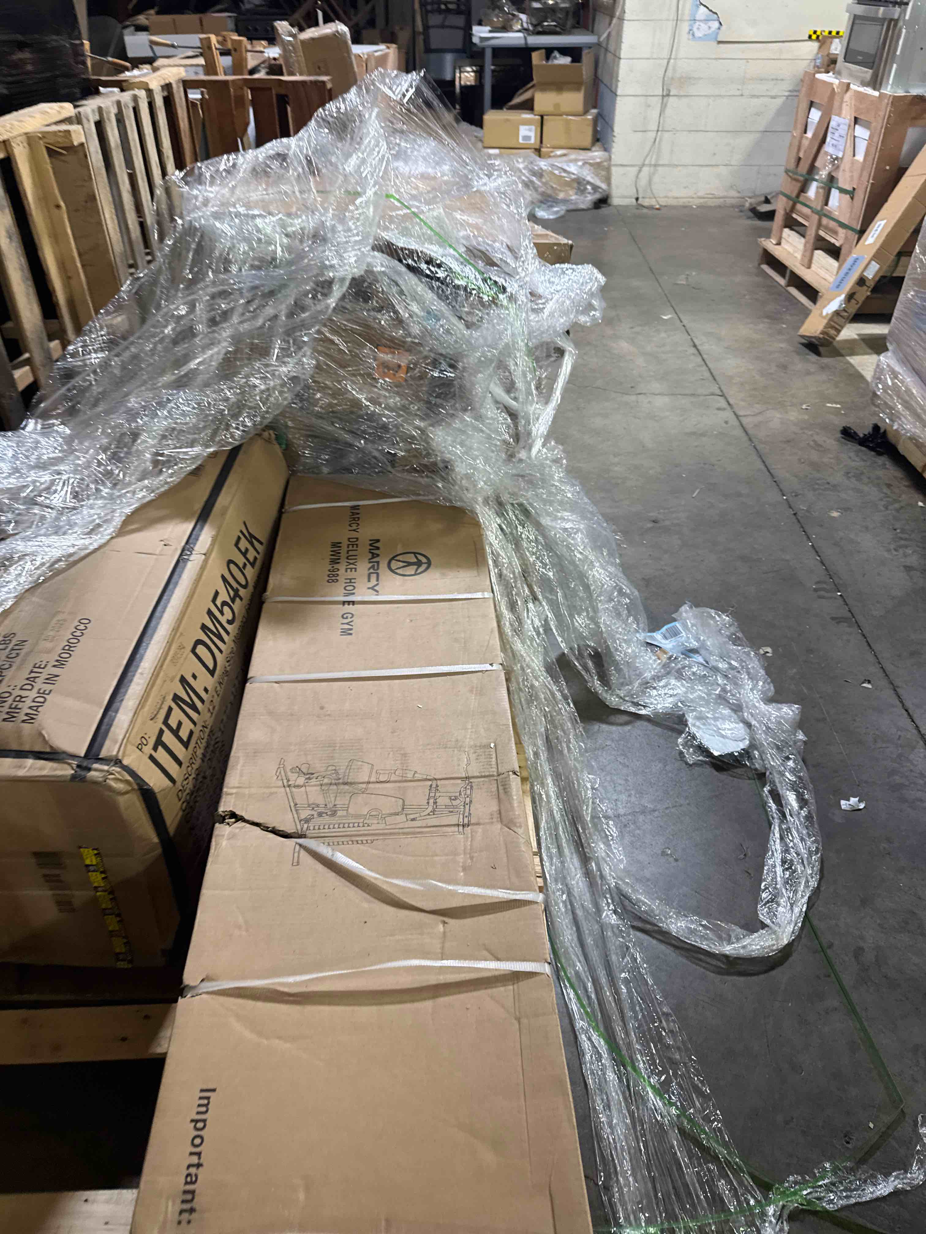 Condition photo showing Good Condition for marcy multifunction steel home gym 150lb weight stack machine ( incomplete box 1 only, main unit, missing weight plates)