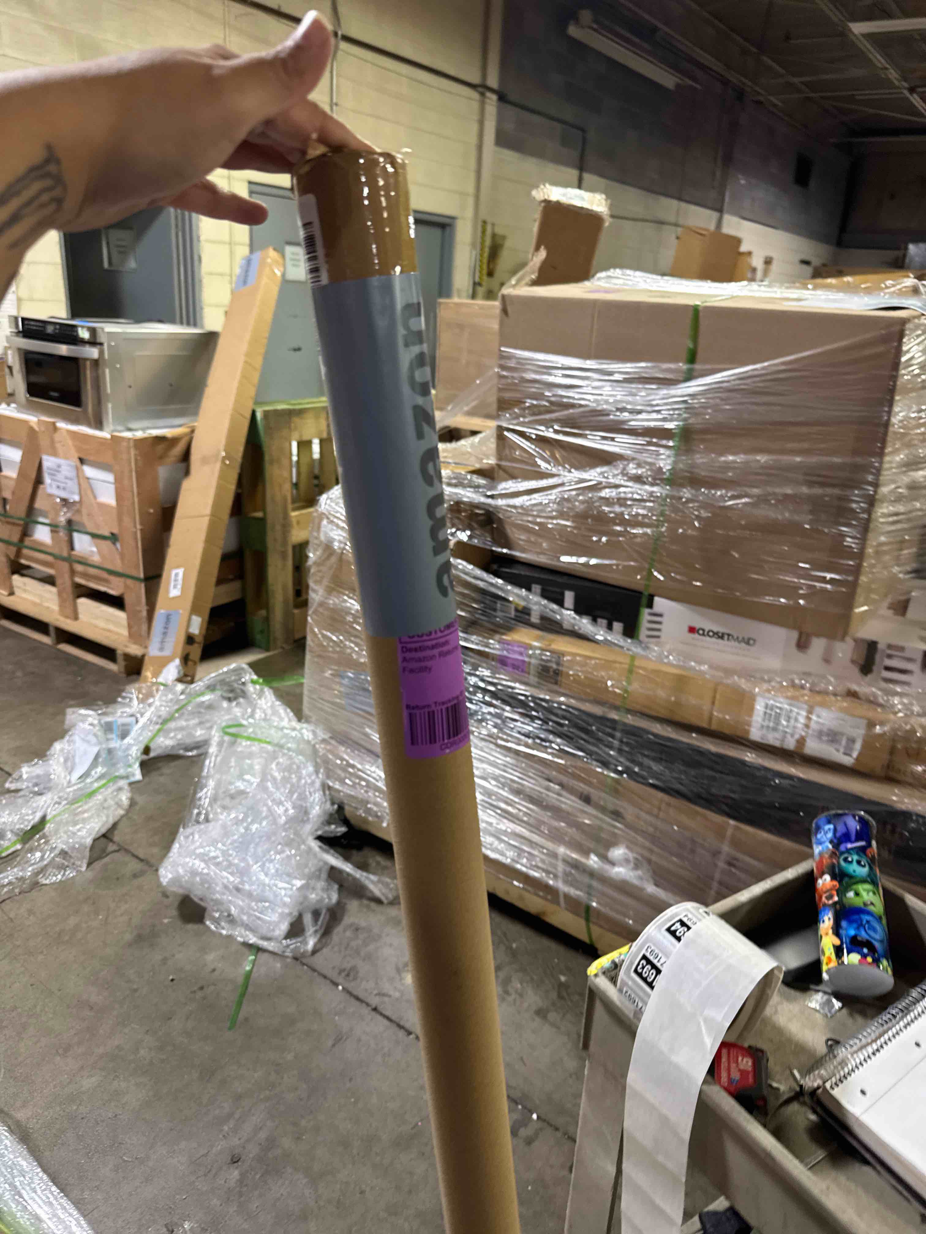 Condition photo showing New/Like New for amexmart 60 inch tailgate light bar, aluminum frame led tailgate light strip for truck, pickup,trailer with red running brake & red squential turn signal 60" rigid - red turn