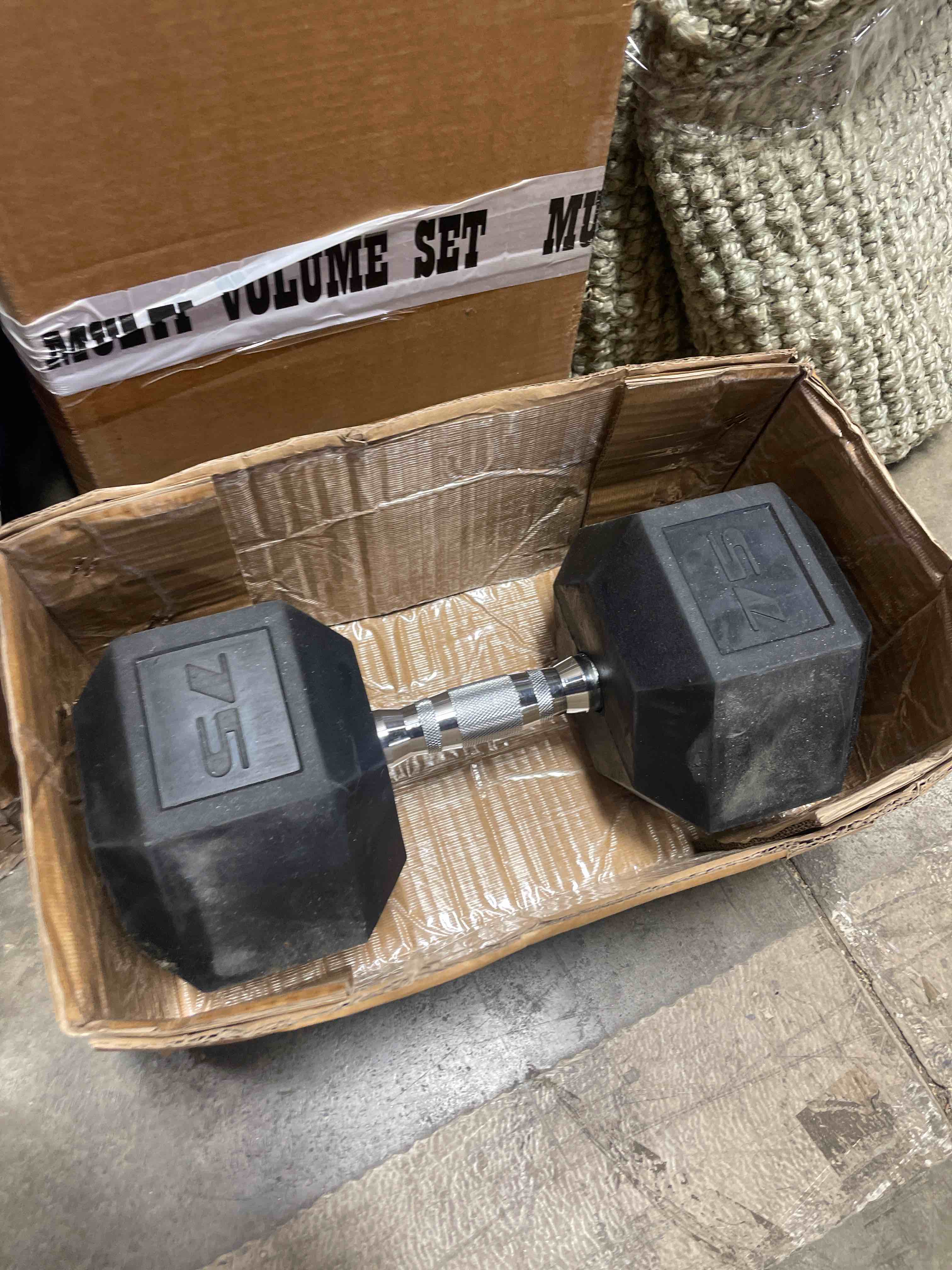 Condition photo showing Good Condition for cap barbell coated dumbbell weight, single, various sizes