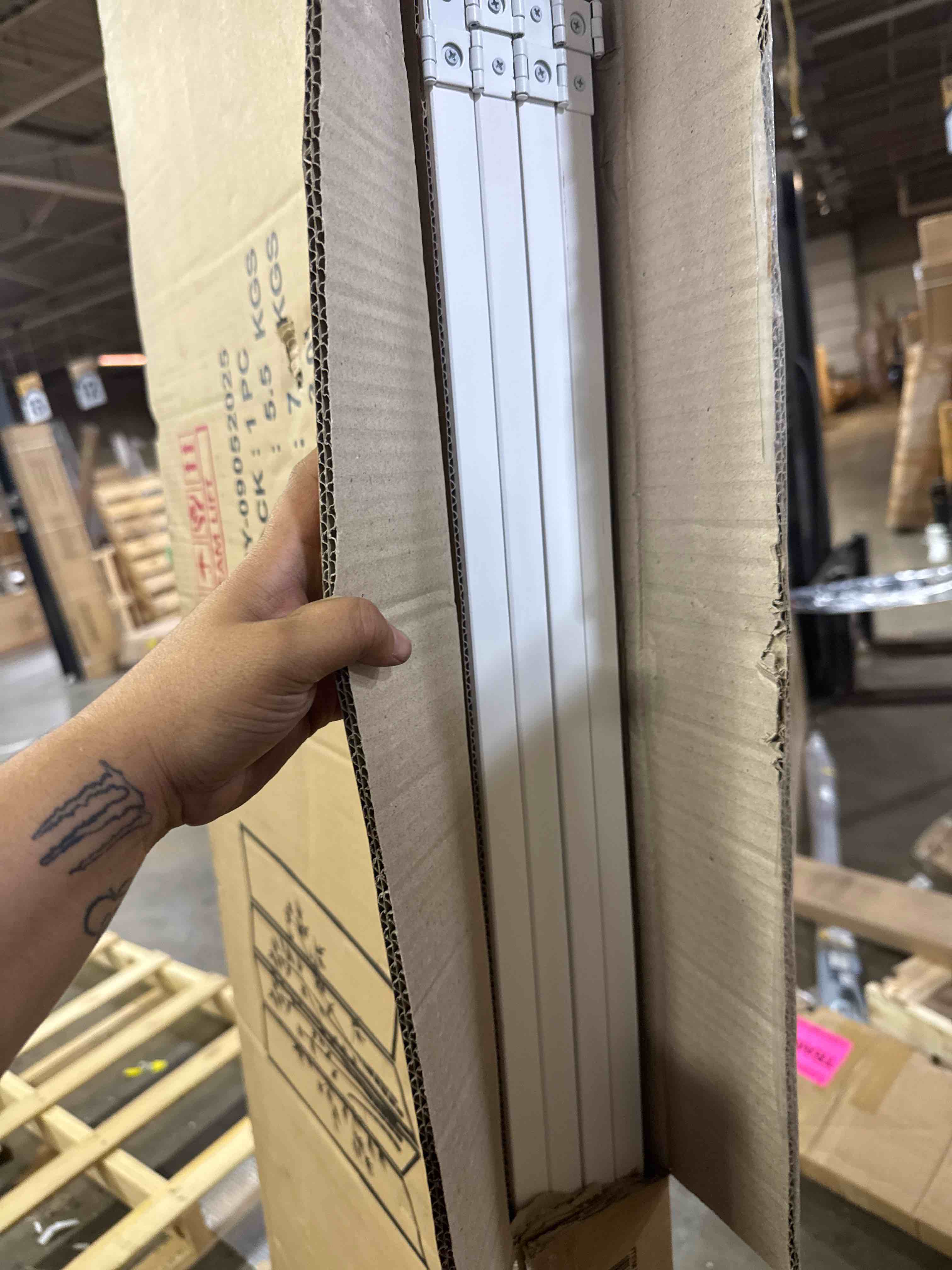 Condition photo showing New/Like New for roundhill bamboo print 4-panel framed room screen/divider, white white 4 panel divider