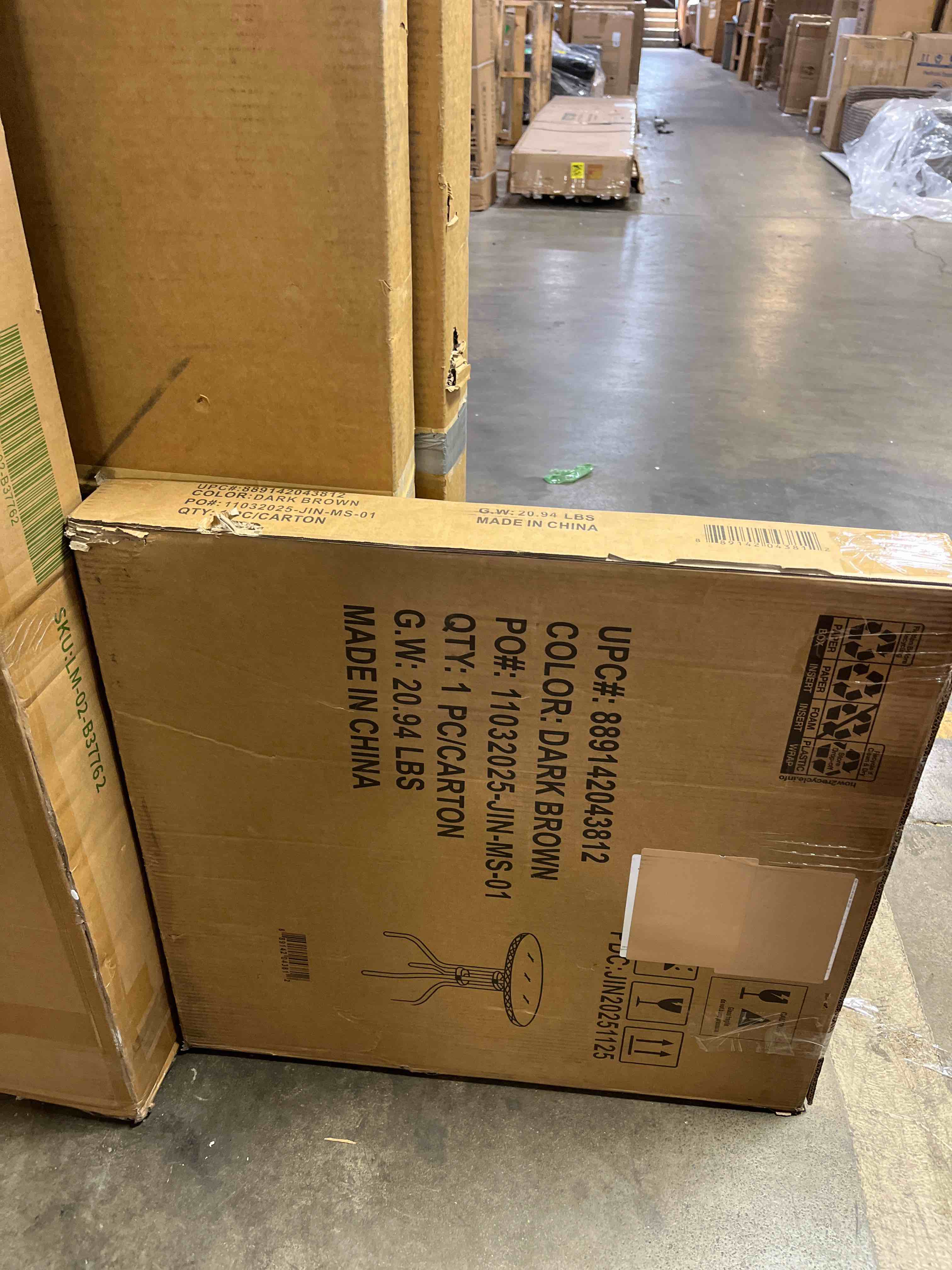 Condition photo showing New/Like New for flash furniture barker 28'' round tempered glass metal table with dark brown rattan edging