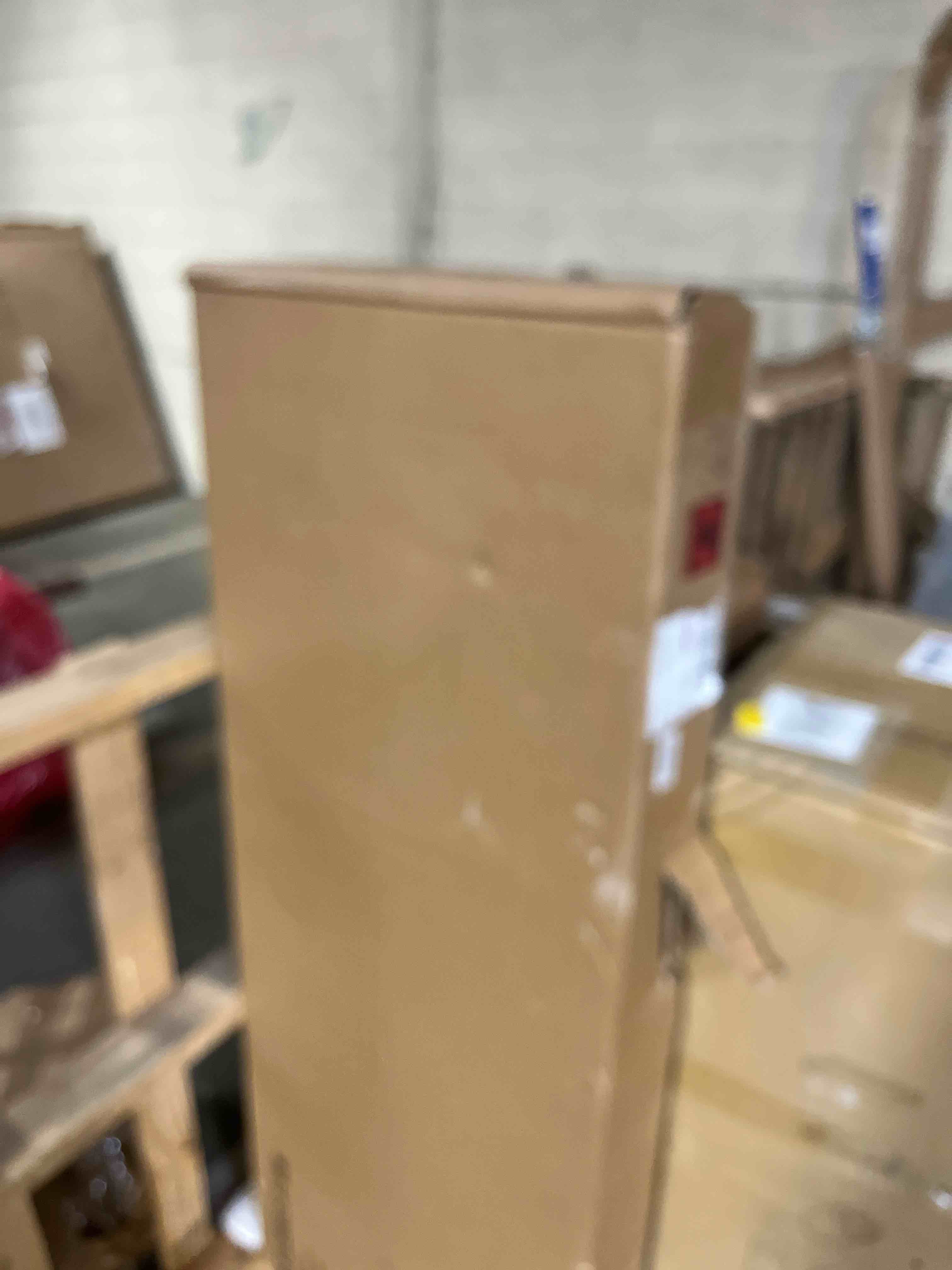 https://s3.amazonaws.com/lotting-images-prod/phillipi/GRA2171798_1777474936084.jpeg