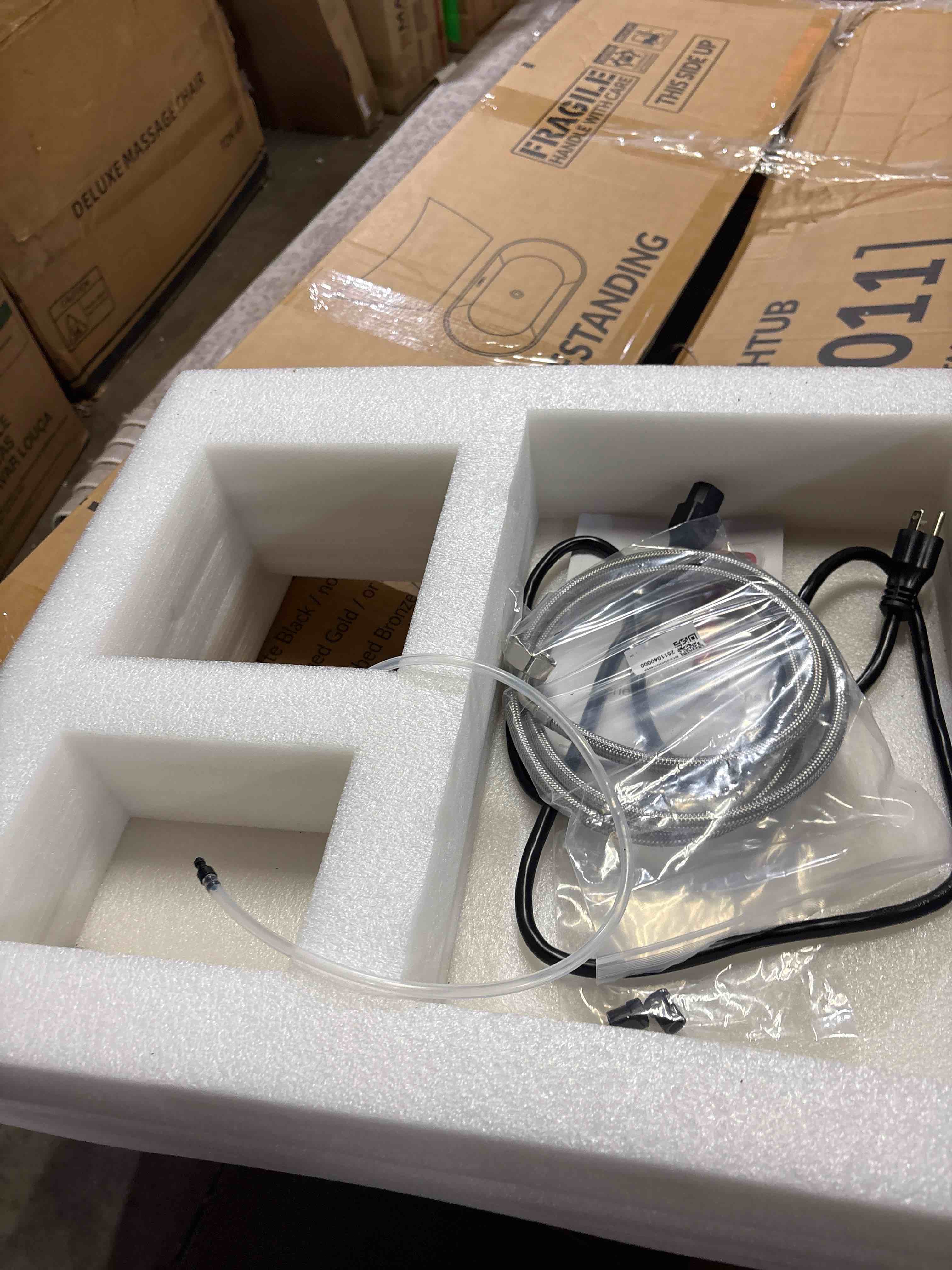 https://s3.amazonaws.com/lotting-images-prod/phillipi/GRA2171834_1777562750182.jpeg