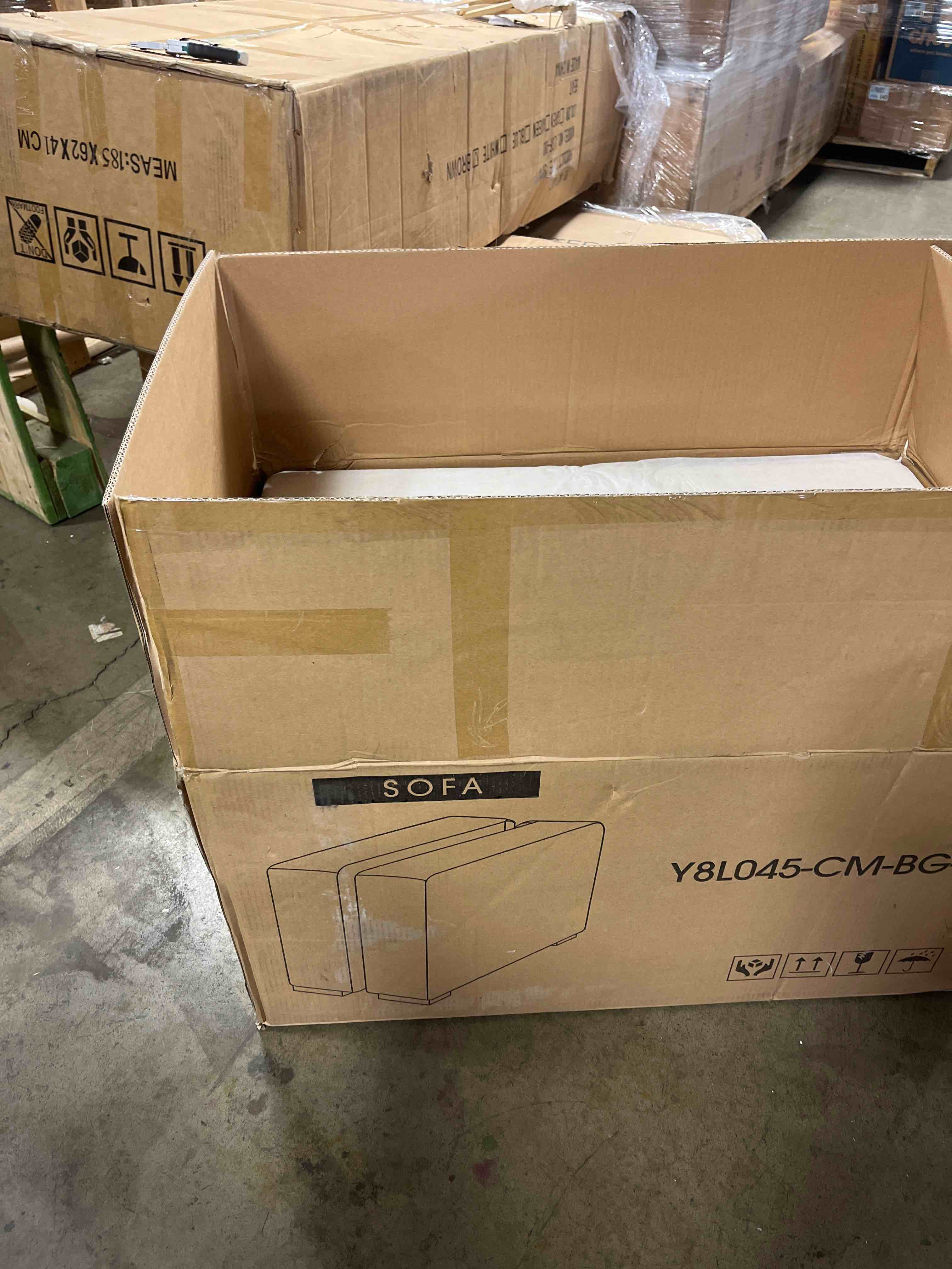 https://s3.amazonaws.com/lotting-images-prod/phillipi/GRA2171871_1777906379816.jpeg