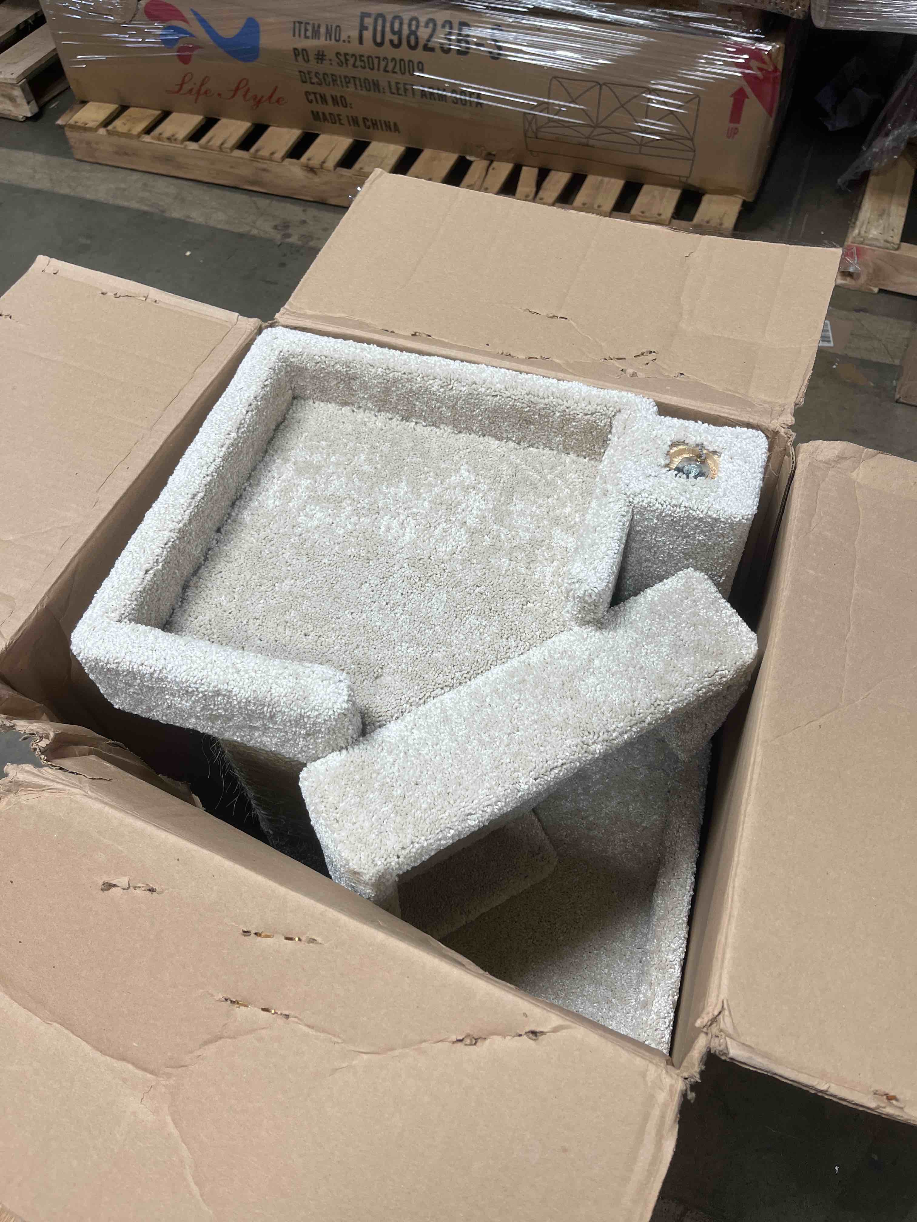 https://s3.amazonaws.com/lotting-images-prod/phillipi/GRA2171883_1777910384891.jpeg