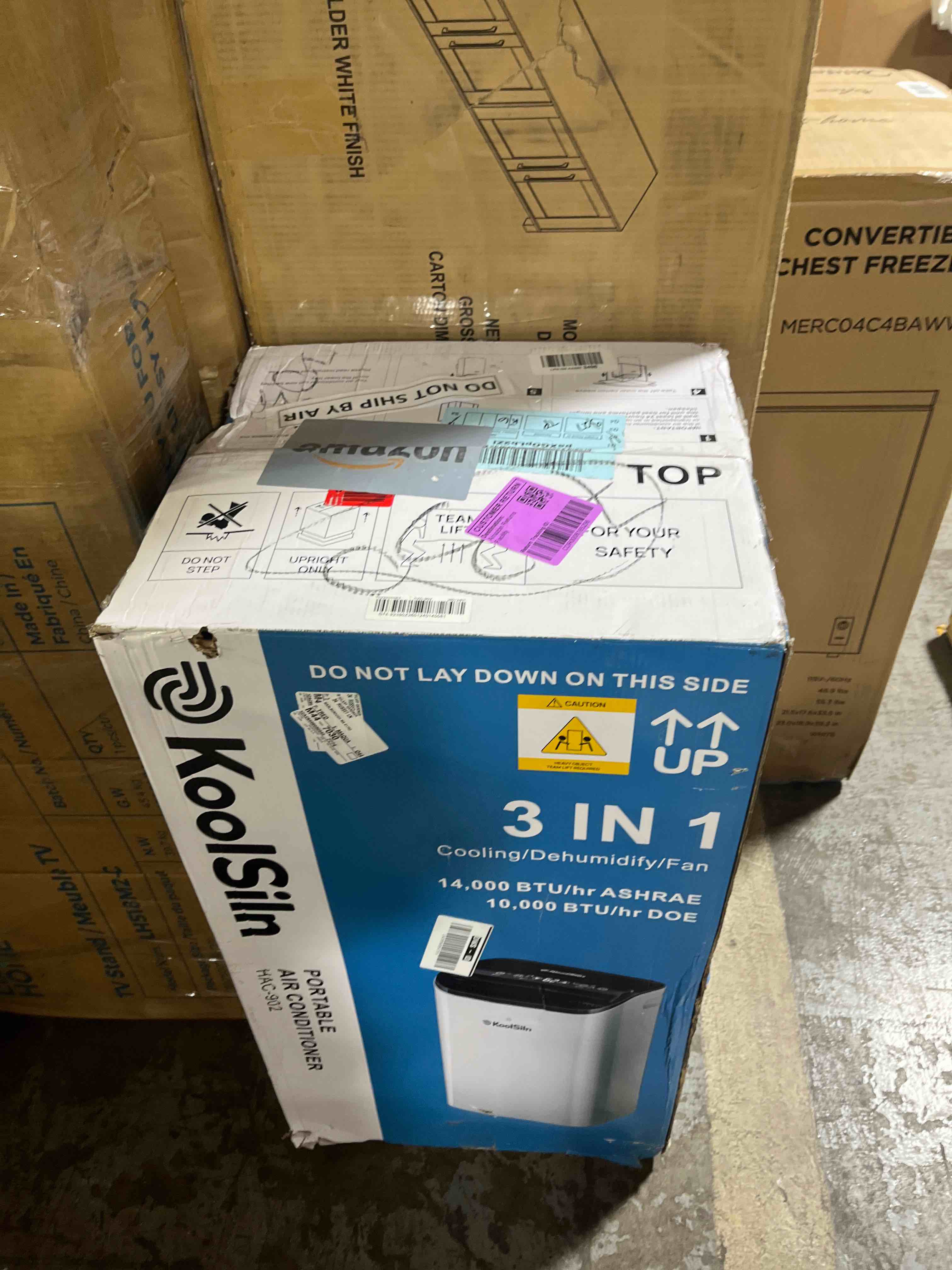 Condition photo showing Good Condition for 14,000 btu portable air conditioner cools up to 700 sq.ft, auto-evaporation low noise portable ac unit with remote control fits for large room, office, garage, white 14000 british thermal units