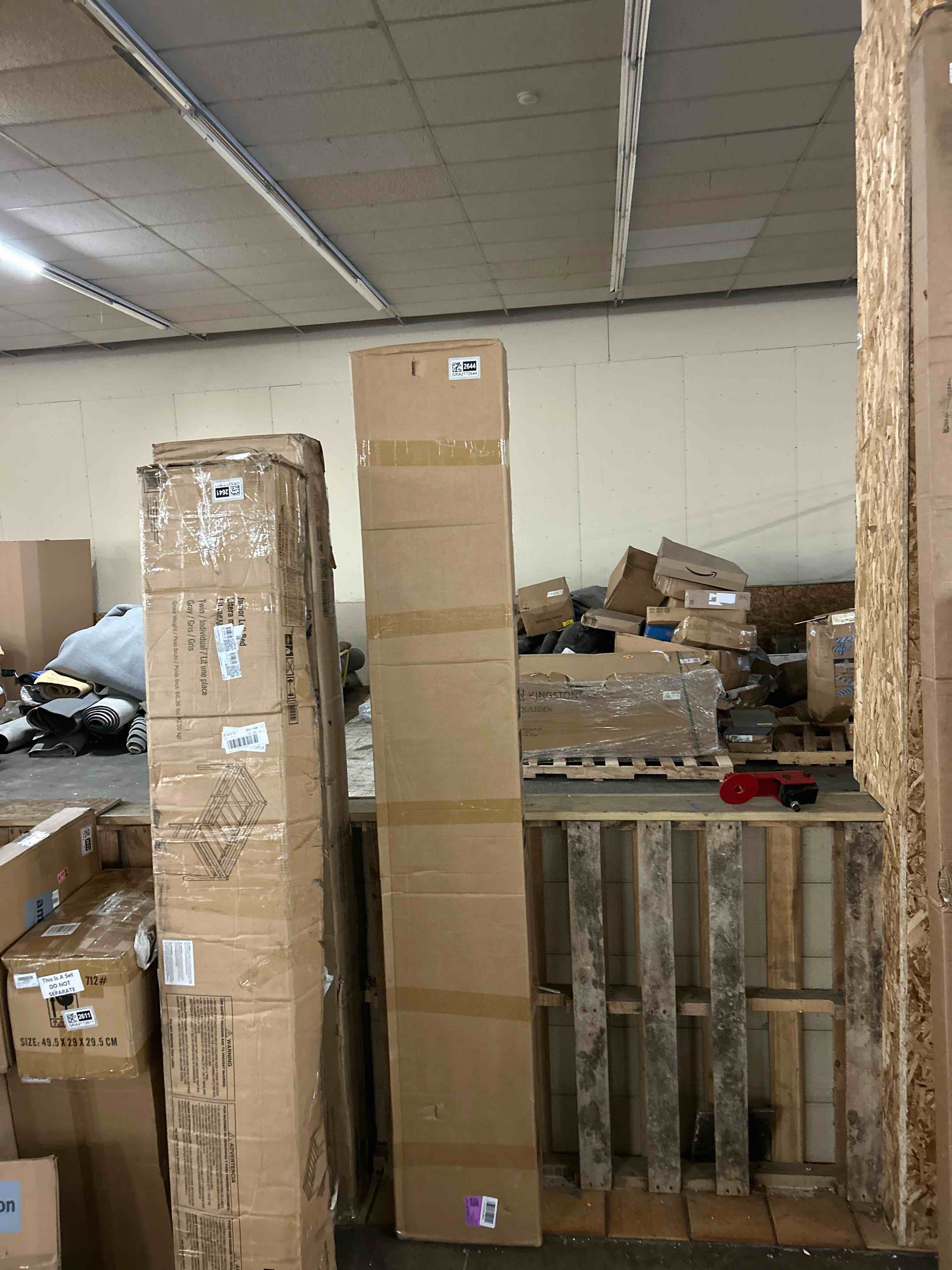 https://s3.amazonaws.com/lotting-images-prod/phillipi/GRA2172644_1780395634041.jpeg