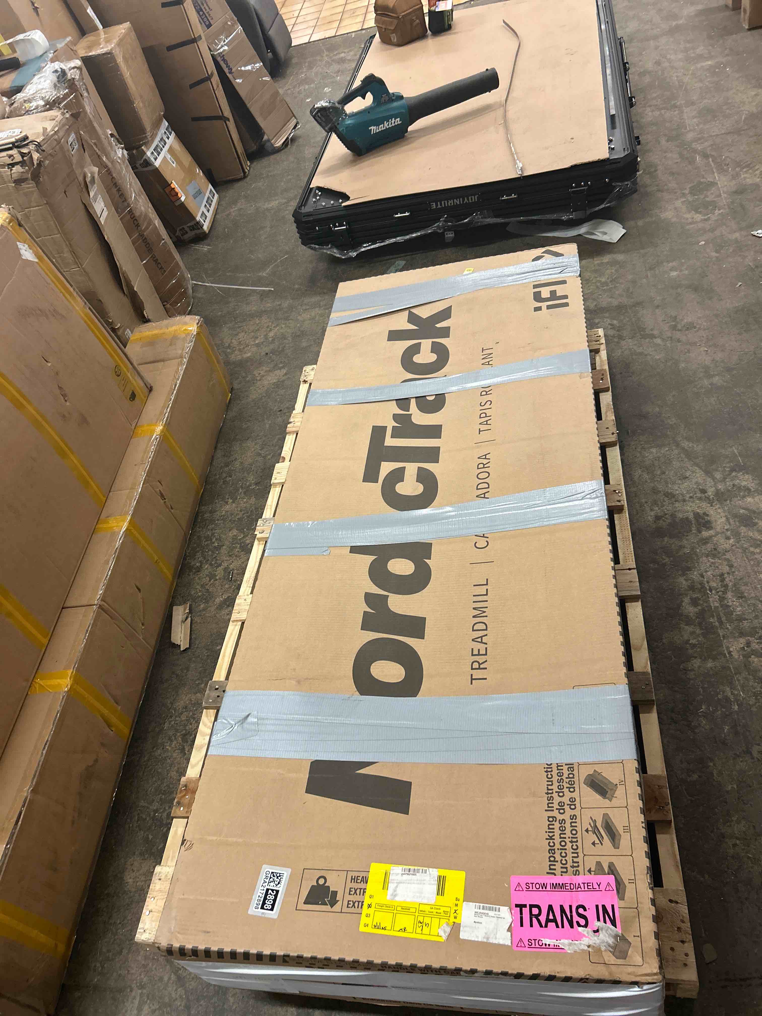 https://s3.amazonaws.com/lotting-images-prod/phillipi/GRA2172898_1780646399897.jpeg