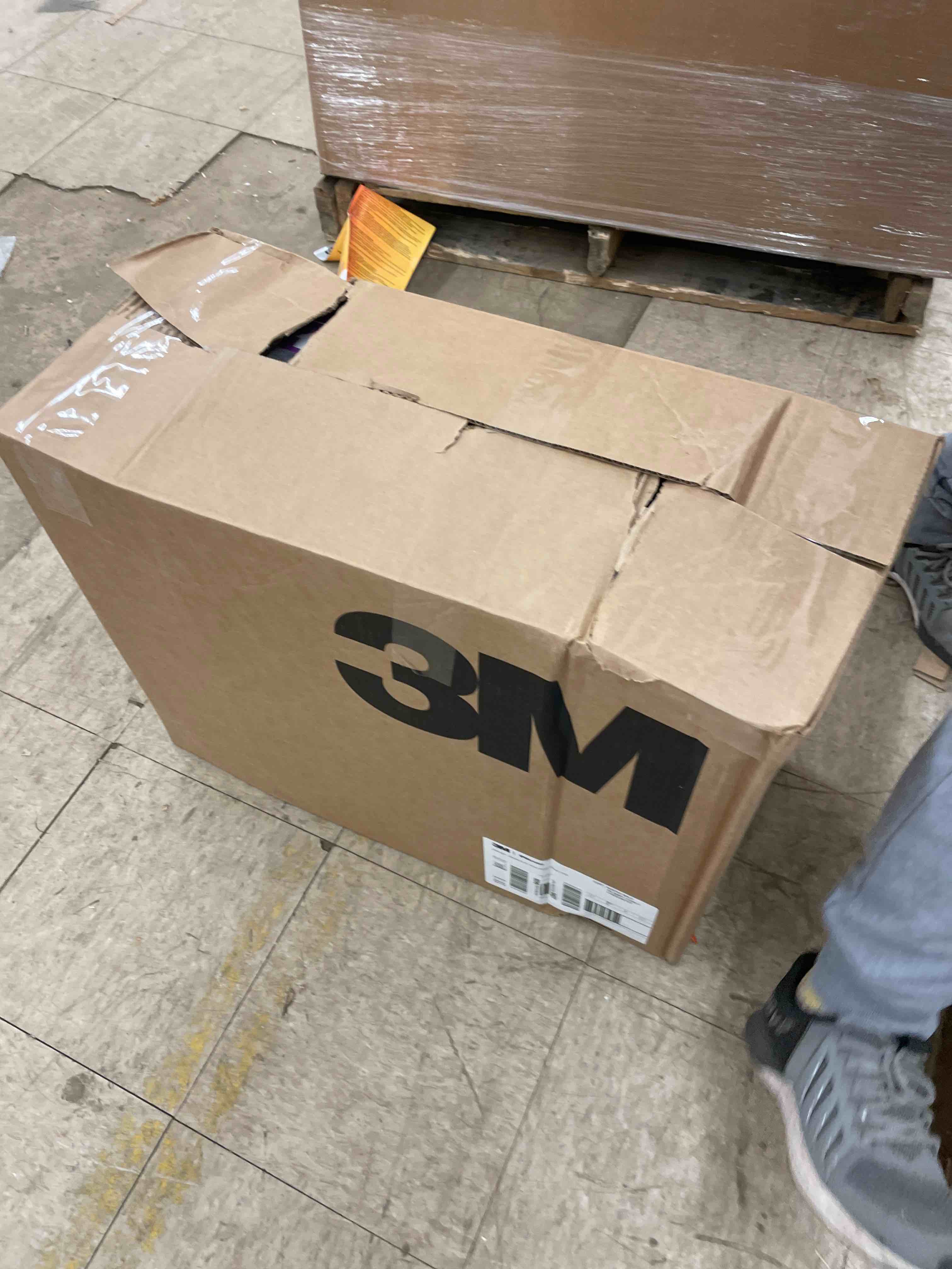 https://s3.amazonaws.com/lotting-images-prod/phillipi/GRA2173460_1743436762372.jpeg