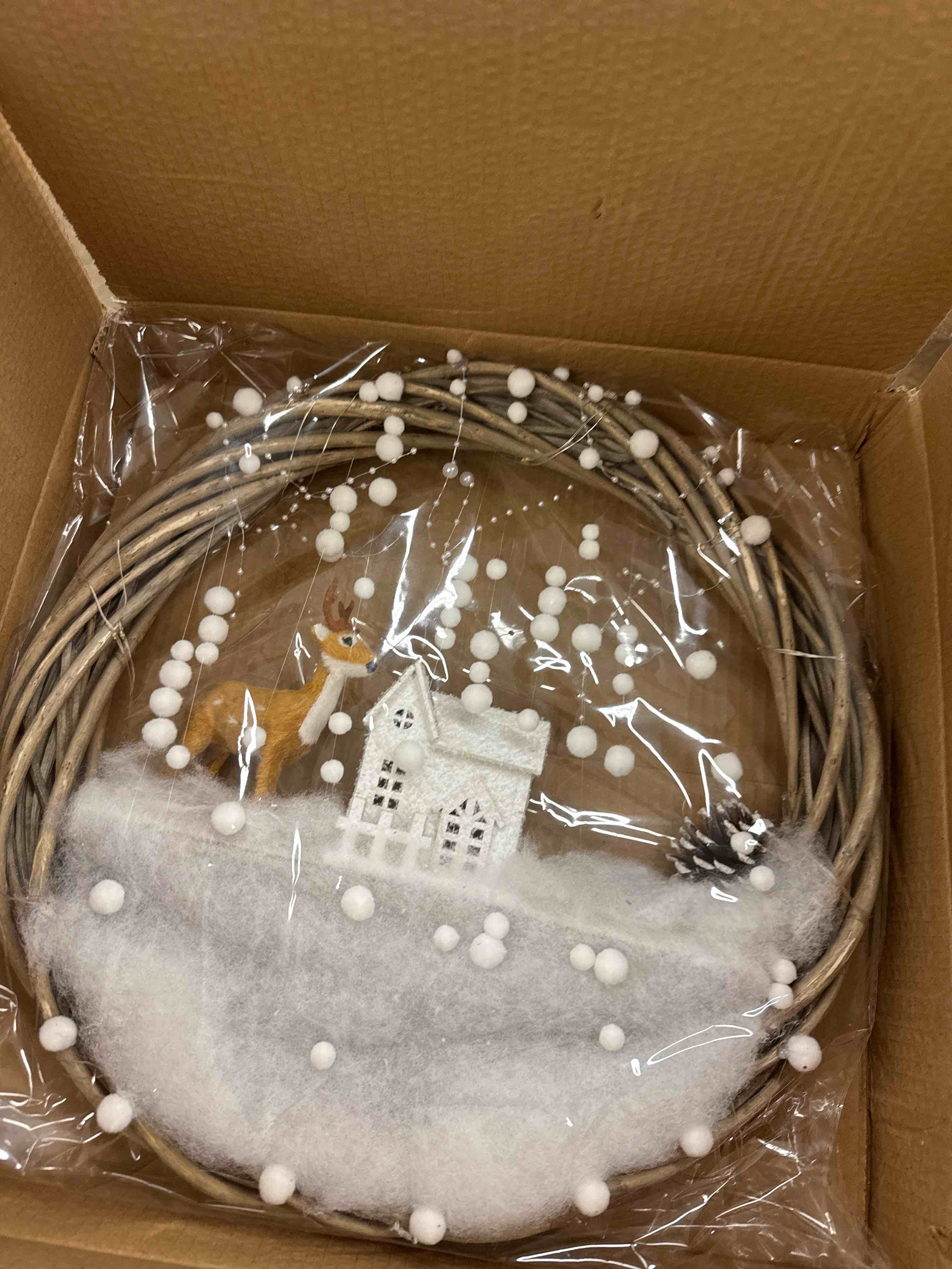 https://s3.amazonaws.com/lotting-images-prod/phillipi/GRA2173695_1743779075057.jpeg