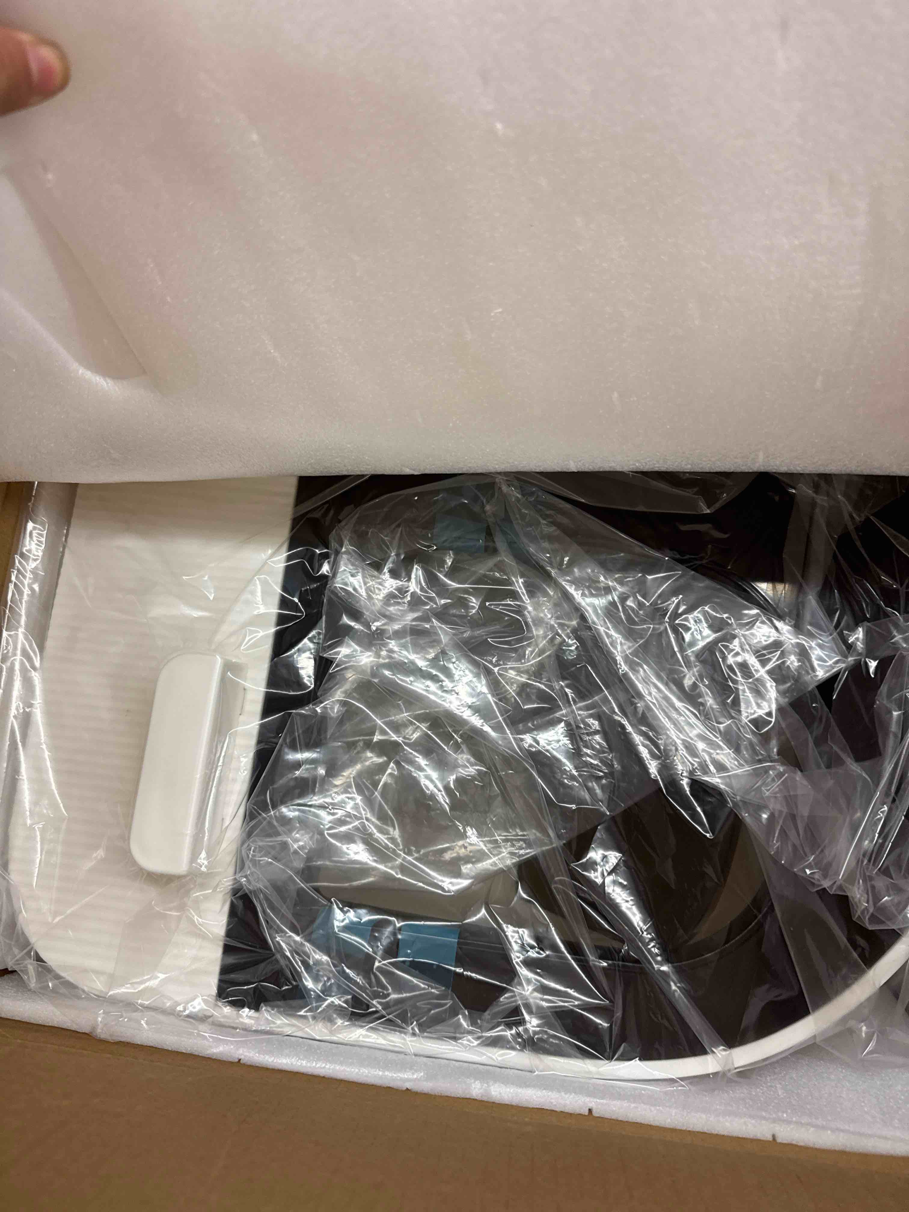 https://s3.amazonaws.com/lotting-images-prod/phillipi/GRA2174208_1744726686309.jpeg