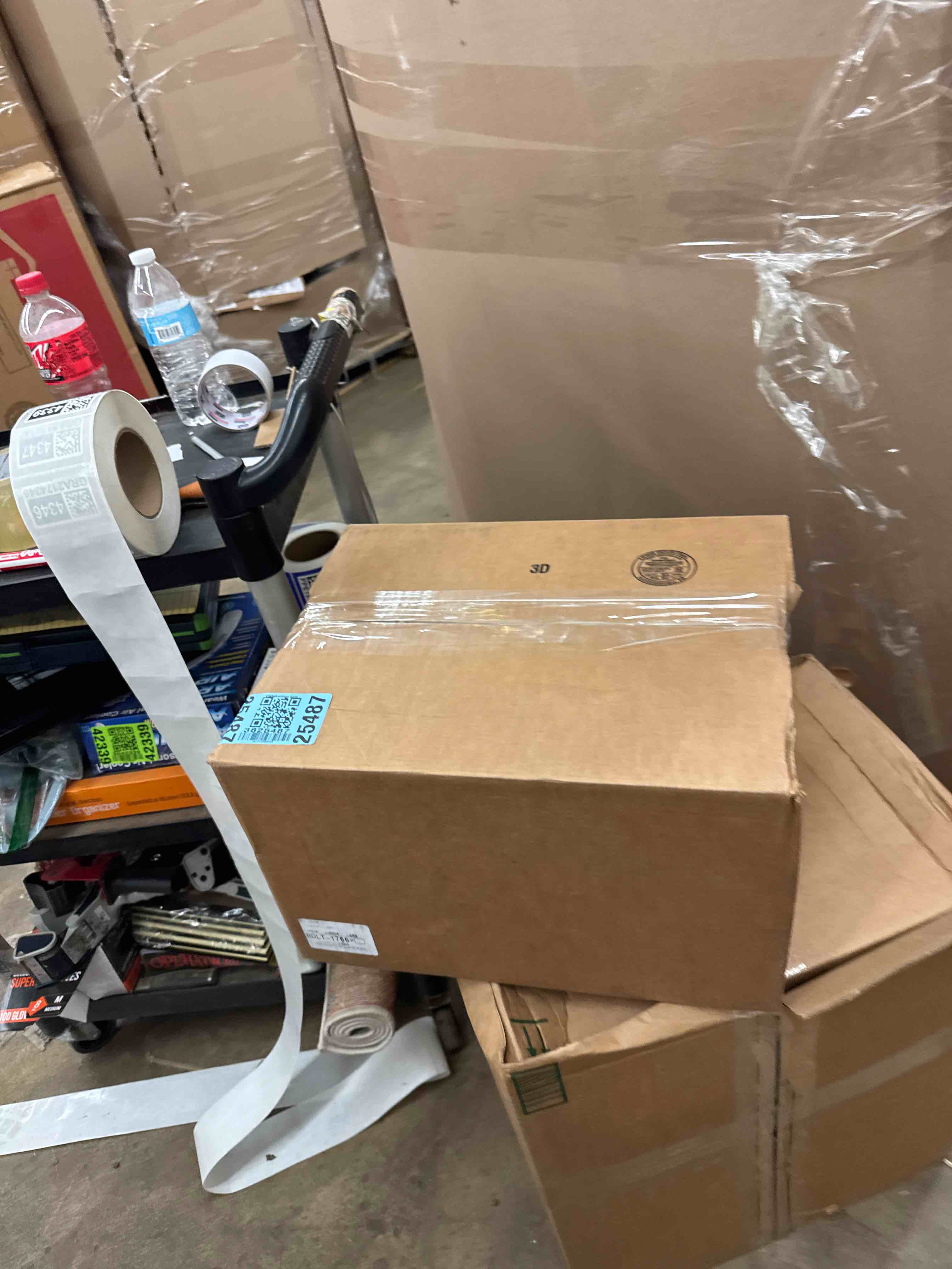 https://s3.amazonaws.com/lotting-images-prod/phillipi/GRA2174339_1744909071023.jpeg