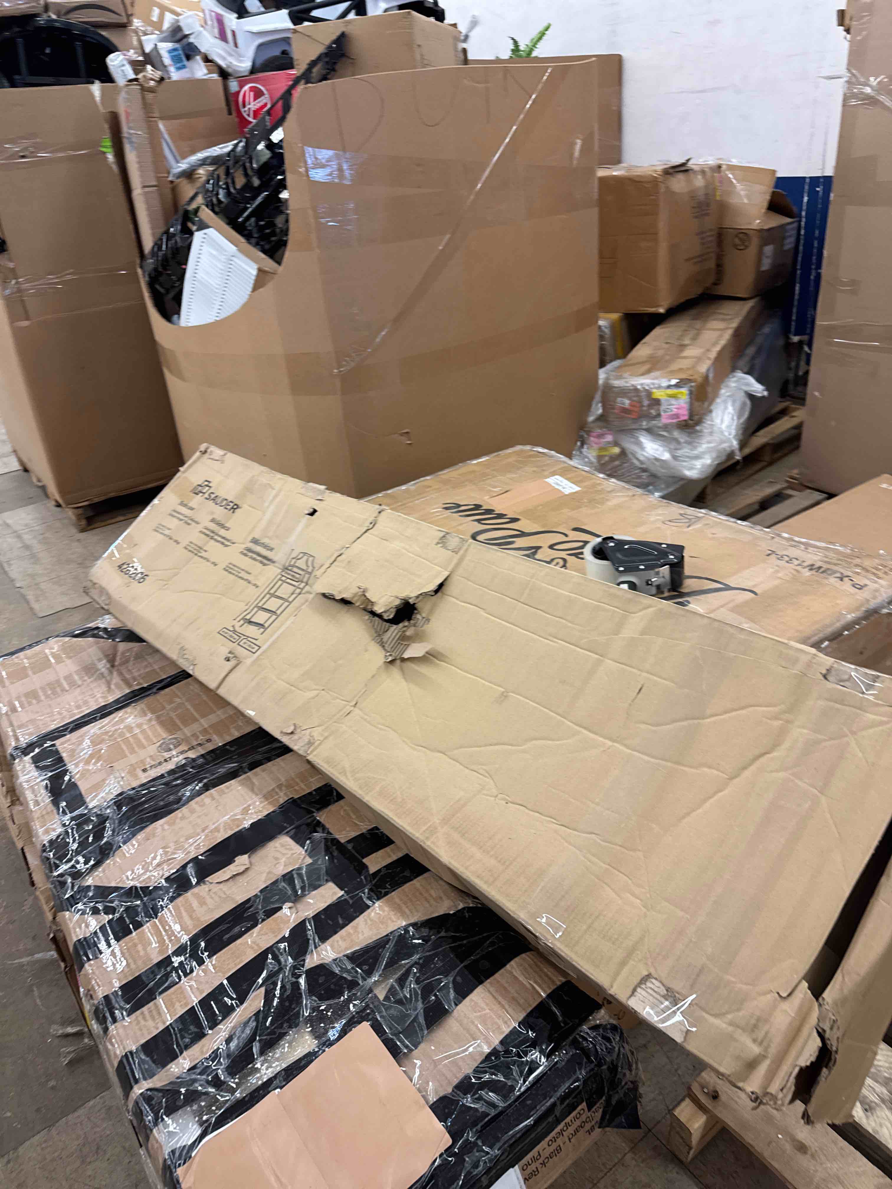 https://s3.amazonaws.com/lotting-images-prod/phillipi/GRA2174843_1745856222073.jpeg