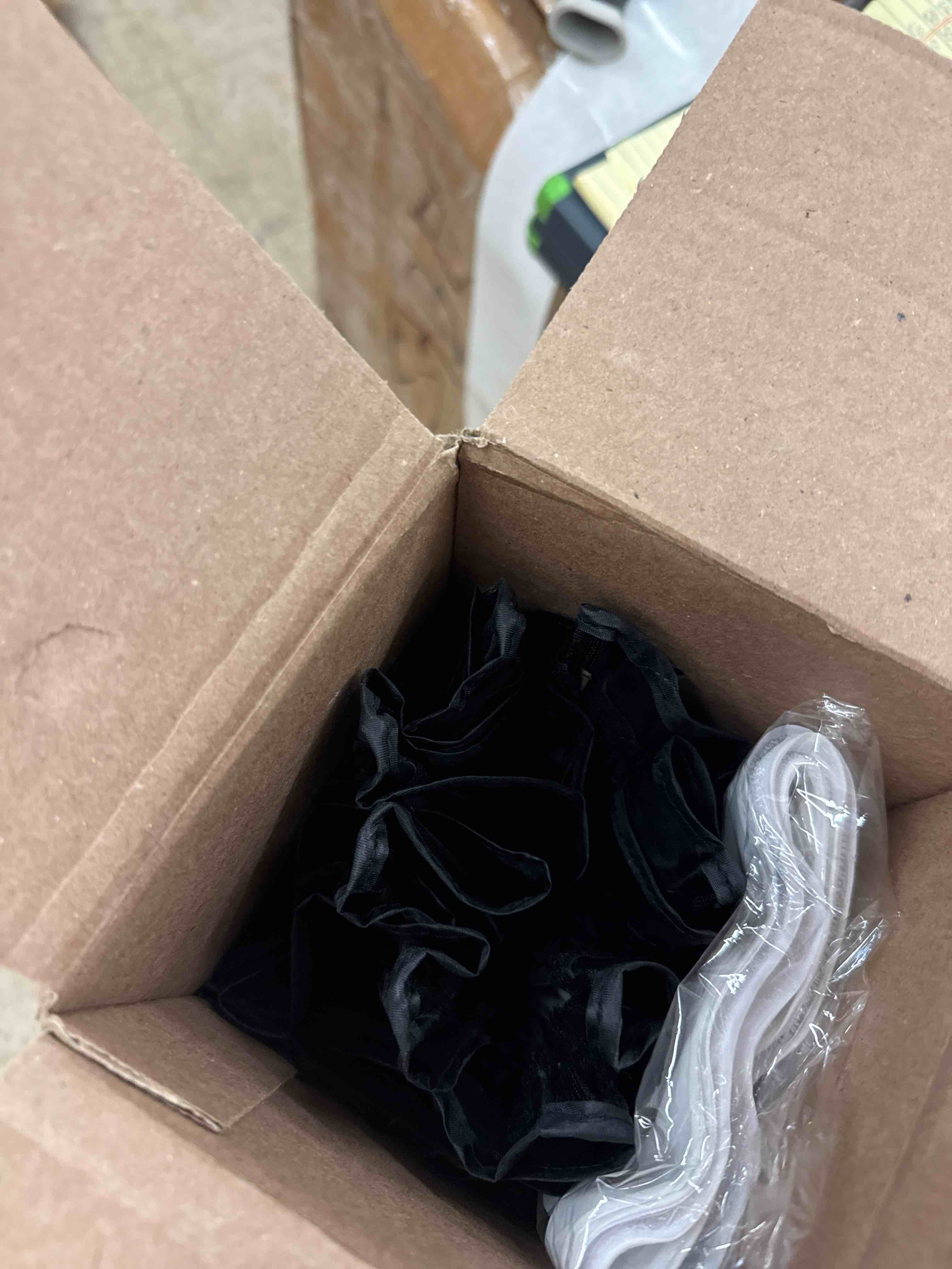 https://s3.amazonaws.com/lotting-images-prod/phillipi/GRA2174863_1745859900546.jpeg