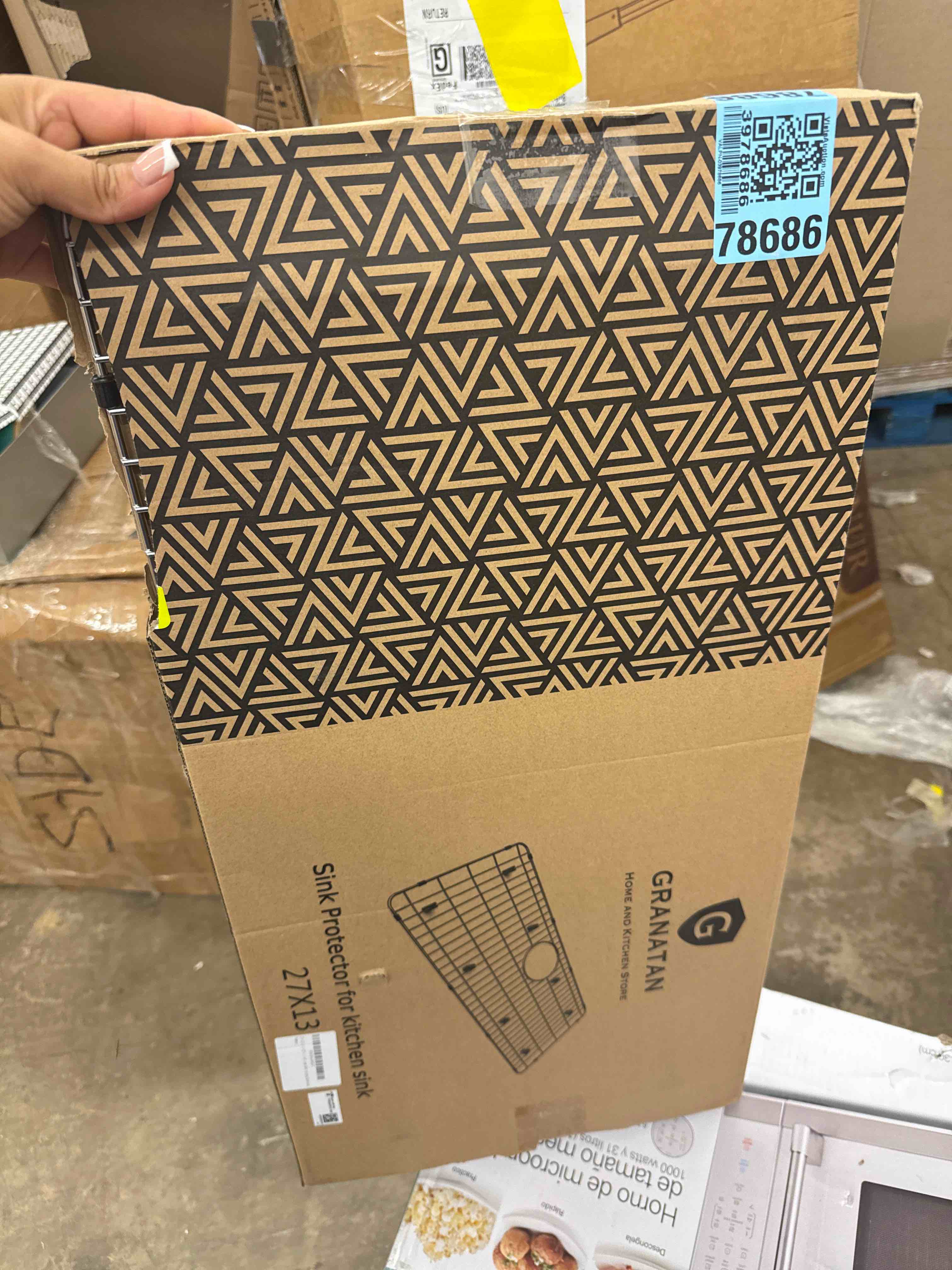 https://s3.amazonaws.com/lotting-images-prod/phillipi/GRA2174898_1745933674479.jpeg