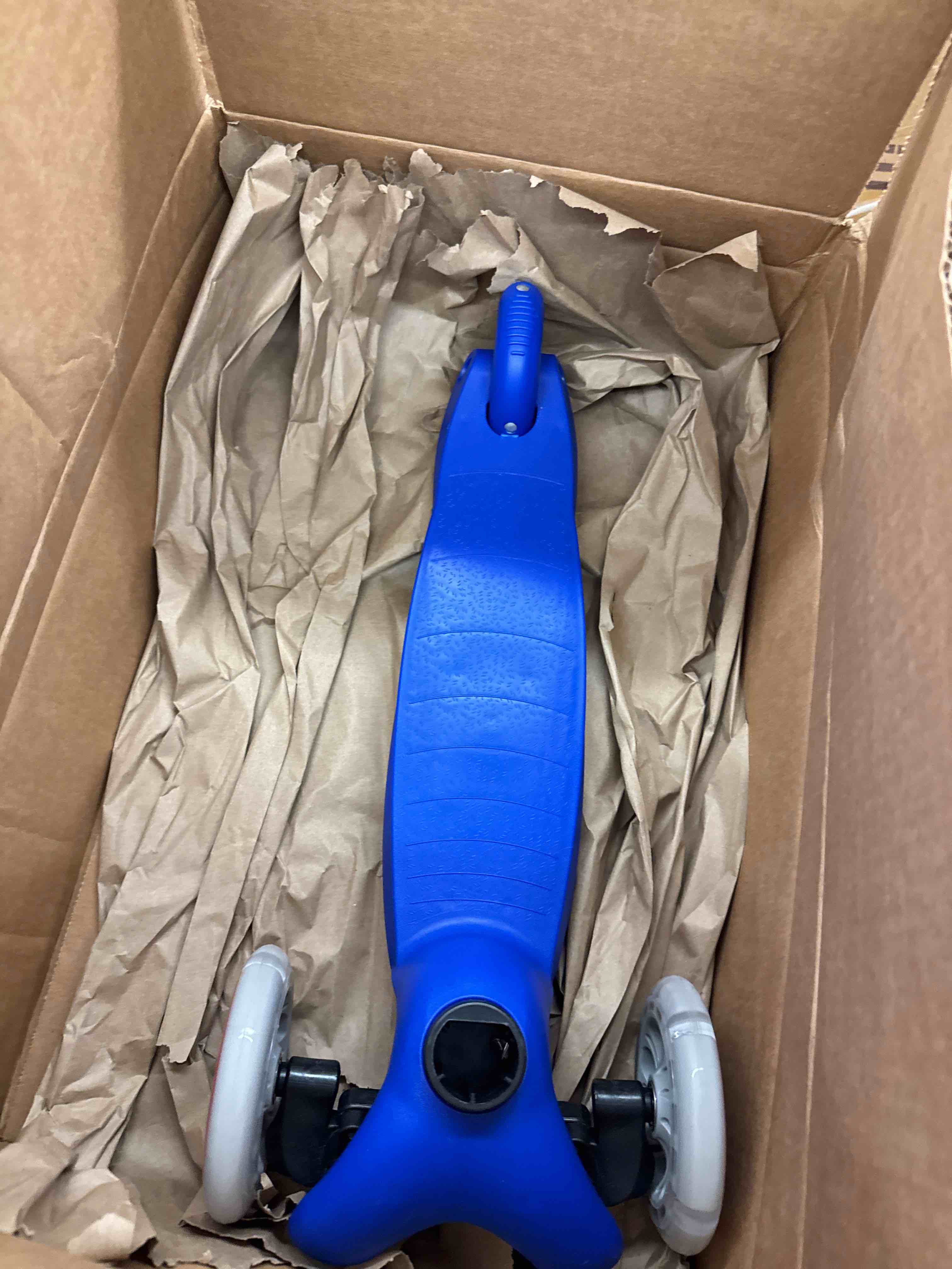 https://s3.amazonaws.com/lotting-images-prod/phillipi/GRA2174901_1745934793793.jpeg