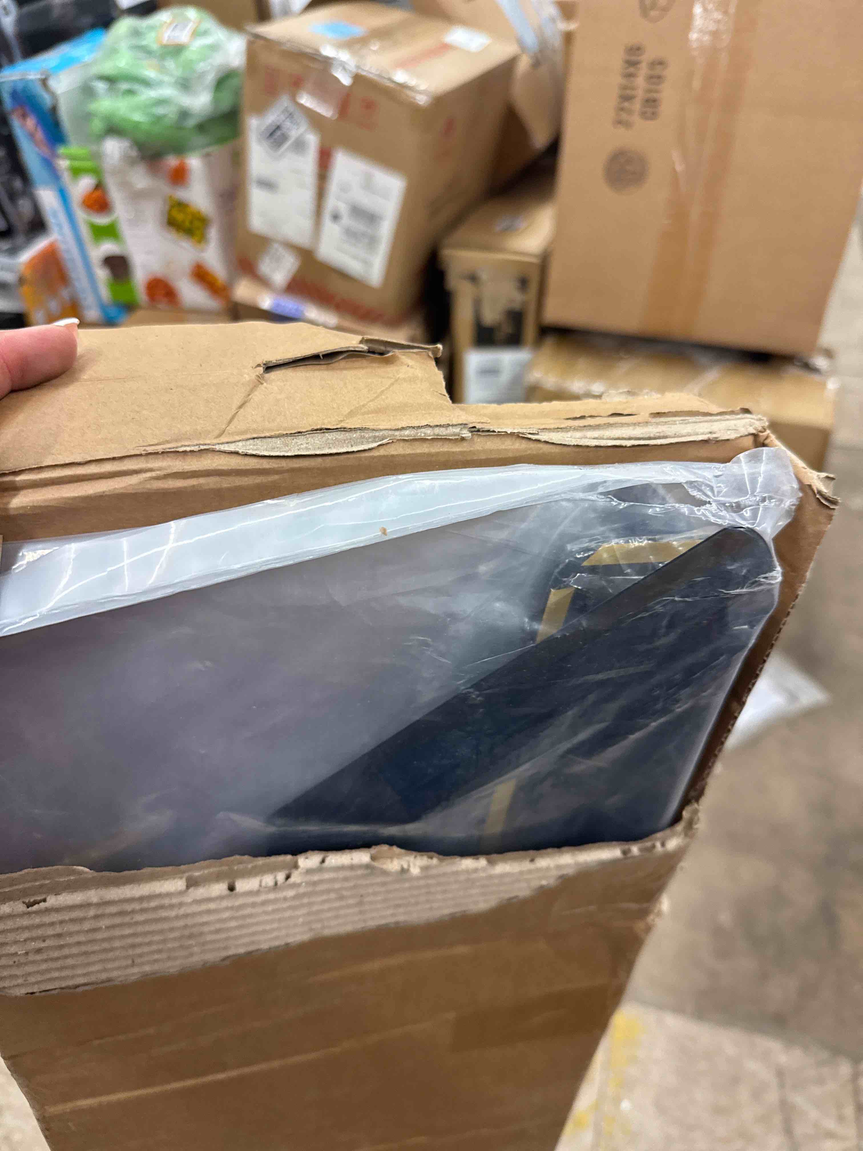 https://s3.amazonaws.com/lotting-images-prod/phillipi/GRA2174905_1745936016537.jpeg
