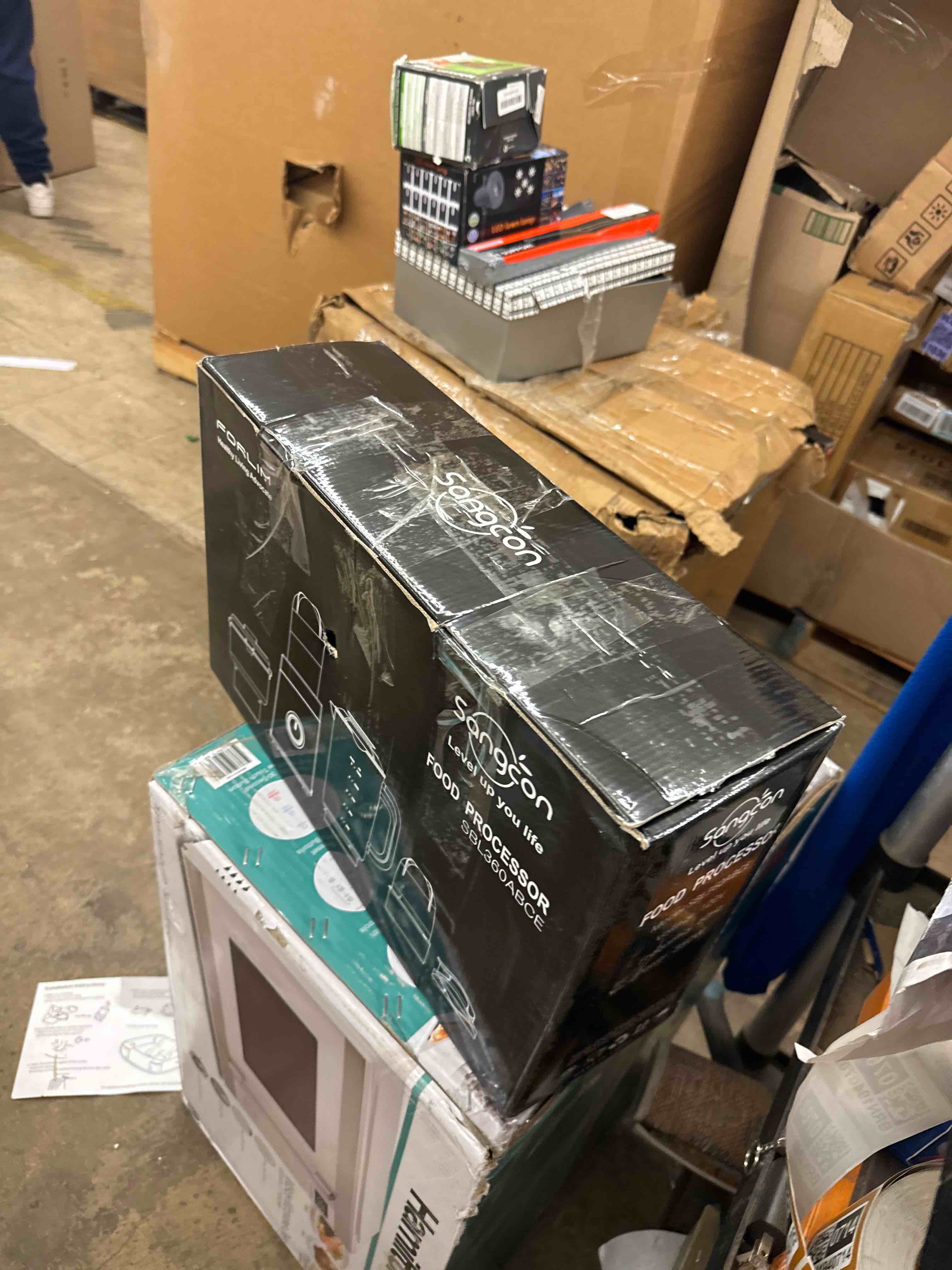 https://s3.amazonaws.com/lotting-images-prod/phillipi/GRA2174913_1745937703967.jpeg